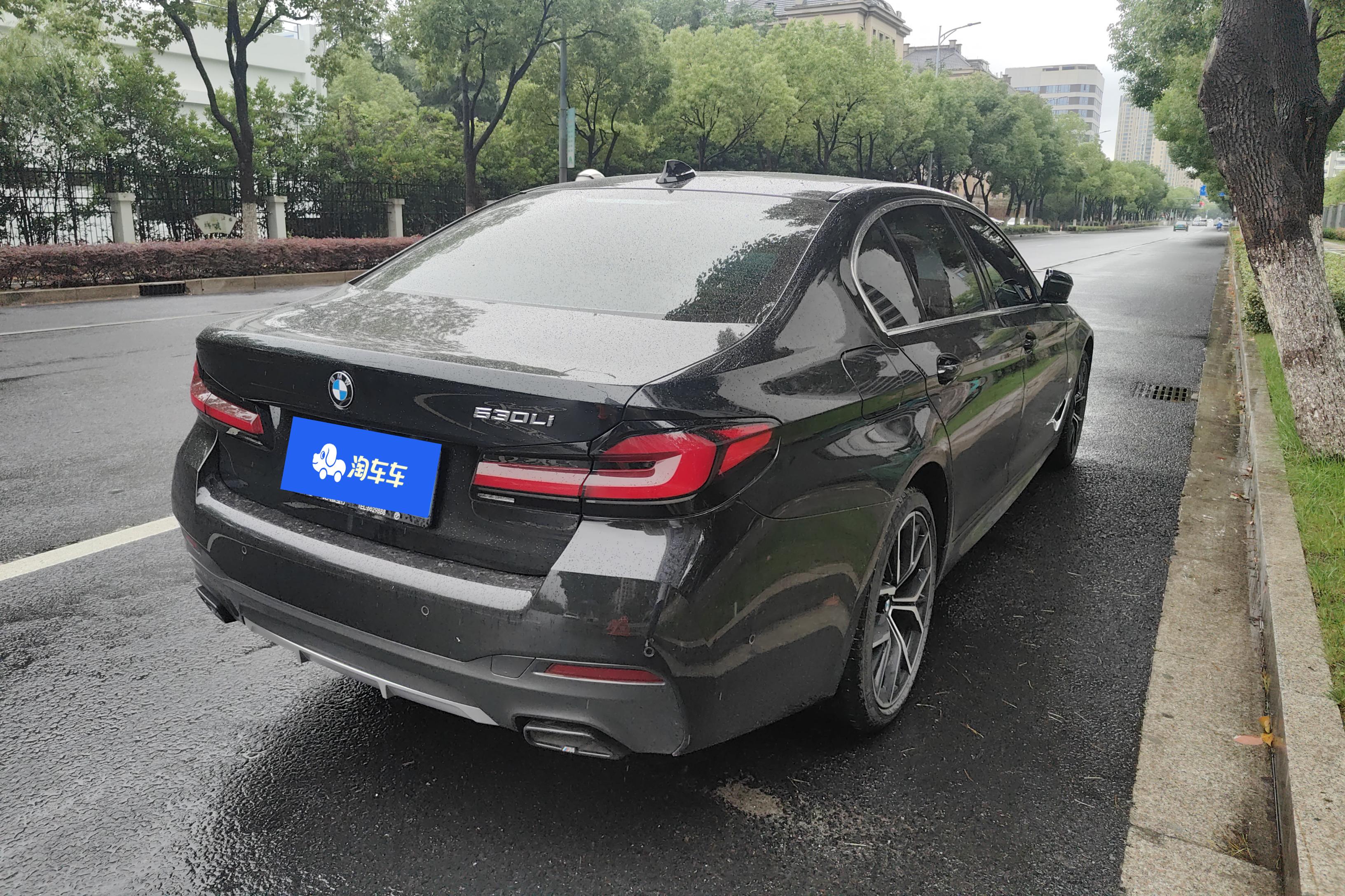 宝马5系 530Li 2023款 2.0T 自动 汽油 尊享型M运动套装 (国Ⅵ) 