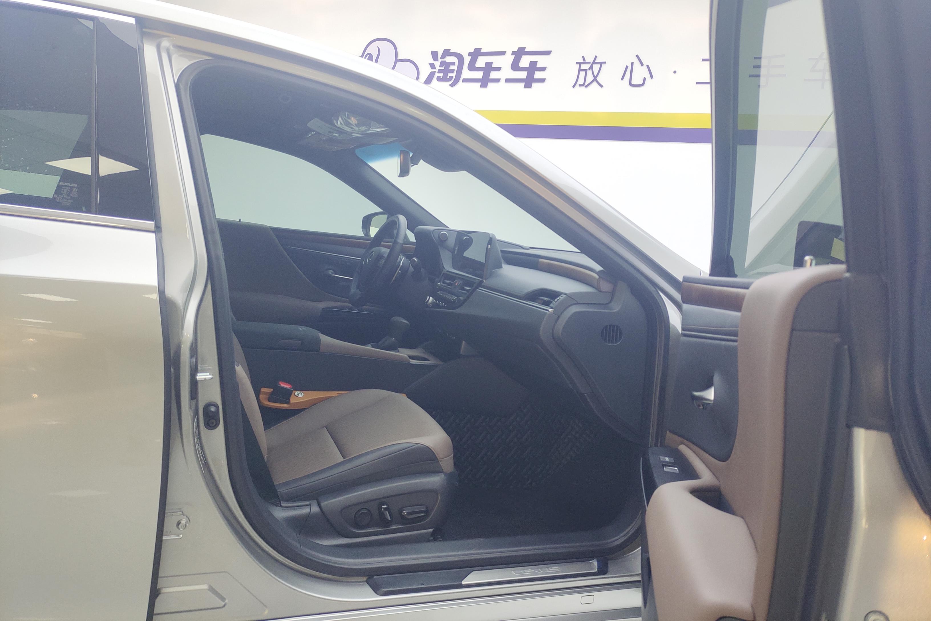 雷克萨斯ES 200 [进口] 2022款 2.0L 自动 豪华版 