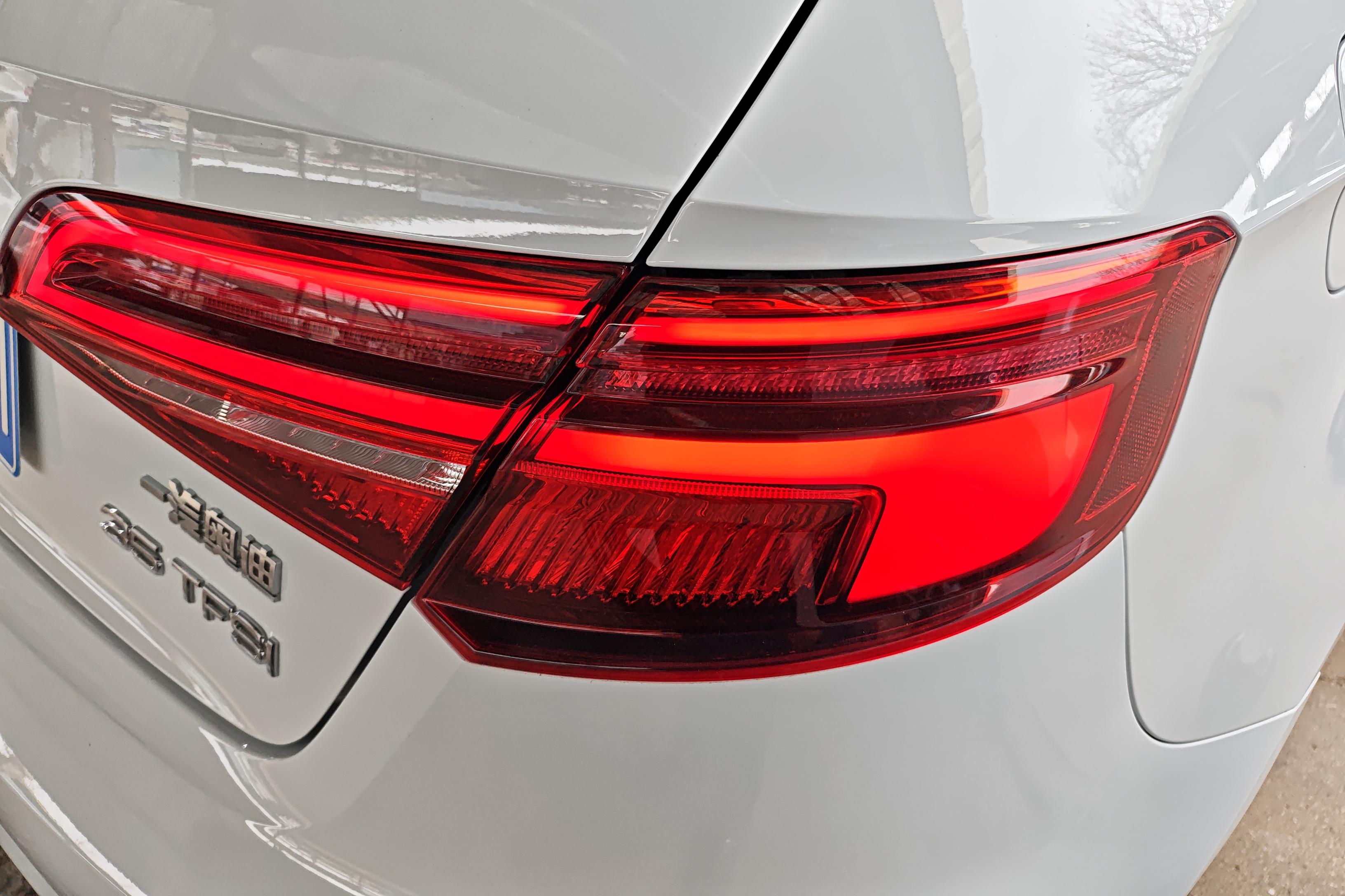 奥迪A3 35TFSI 2020款 1.4T 自动 汽油 进取型Sportback (国Ⅵ) 