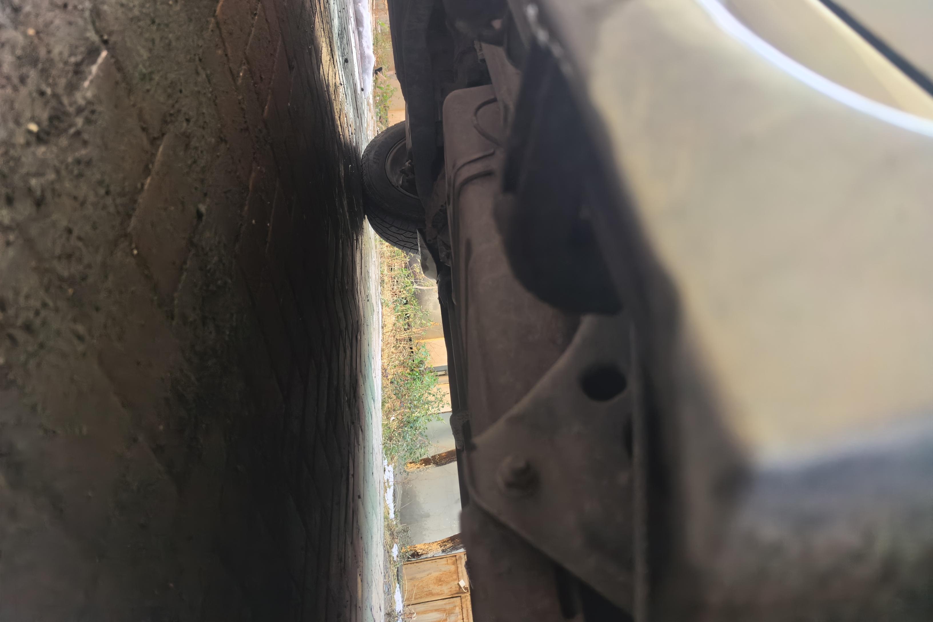 江铃驭胜 S350 2013款 2.0T 手动 四驱 豪华版 (国Ⅳ) 