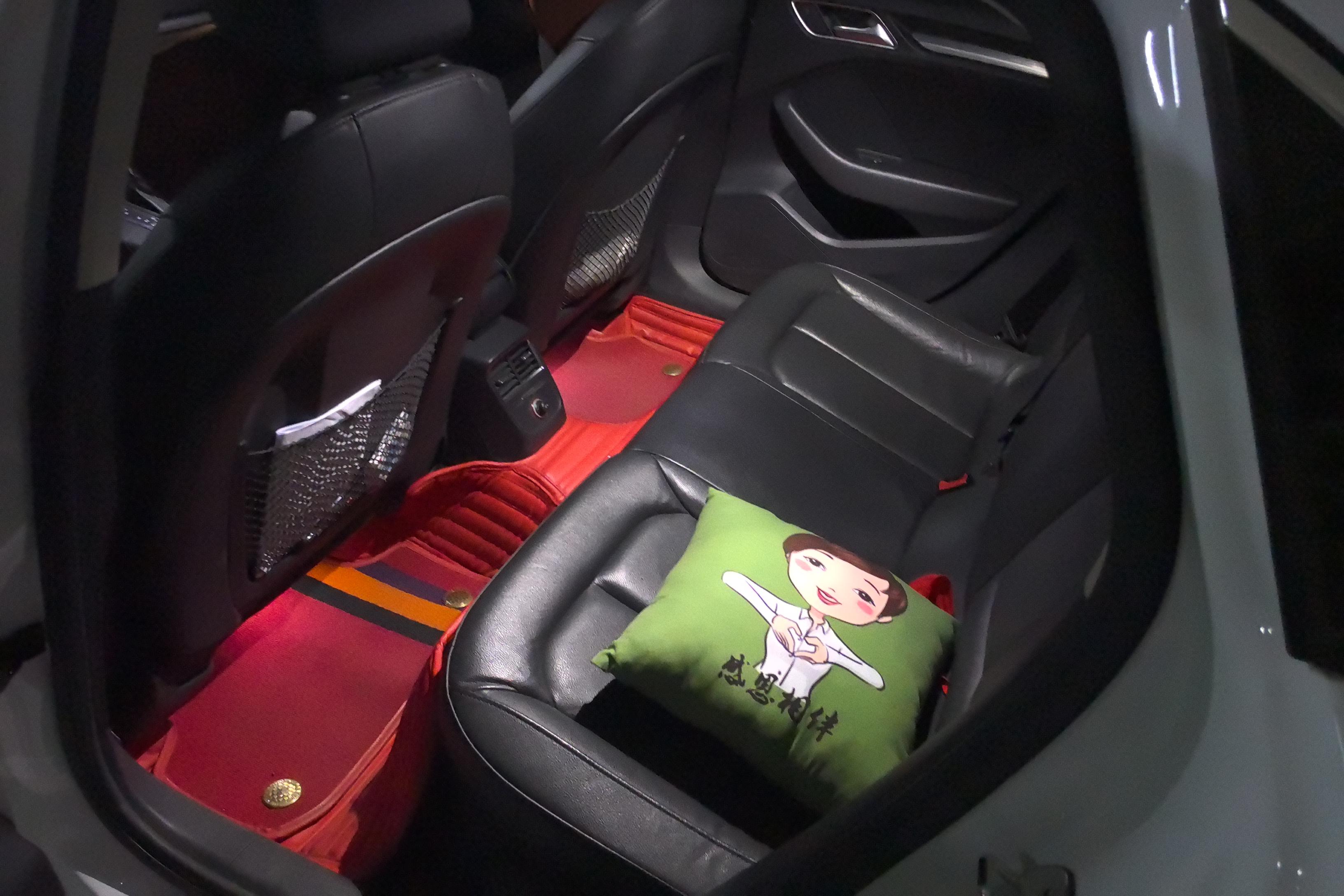 奥迪A3 35TFSI 2015款 1.4T 自动 舒享版Limousine (国Ⅴ) 