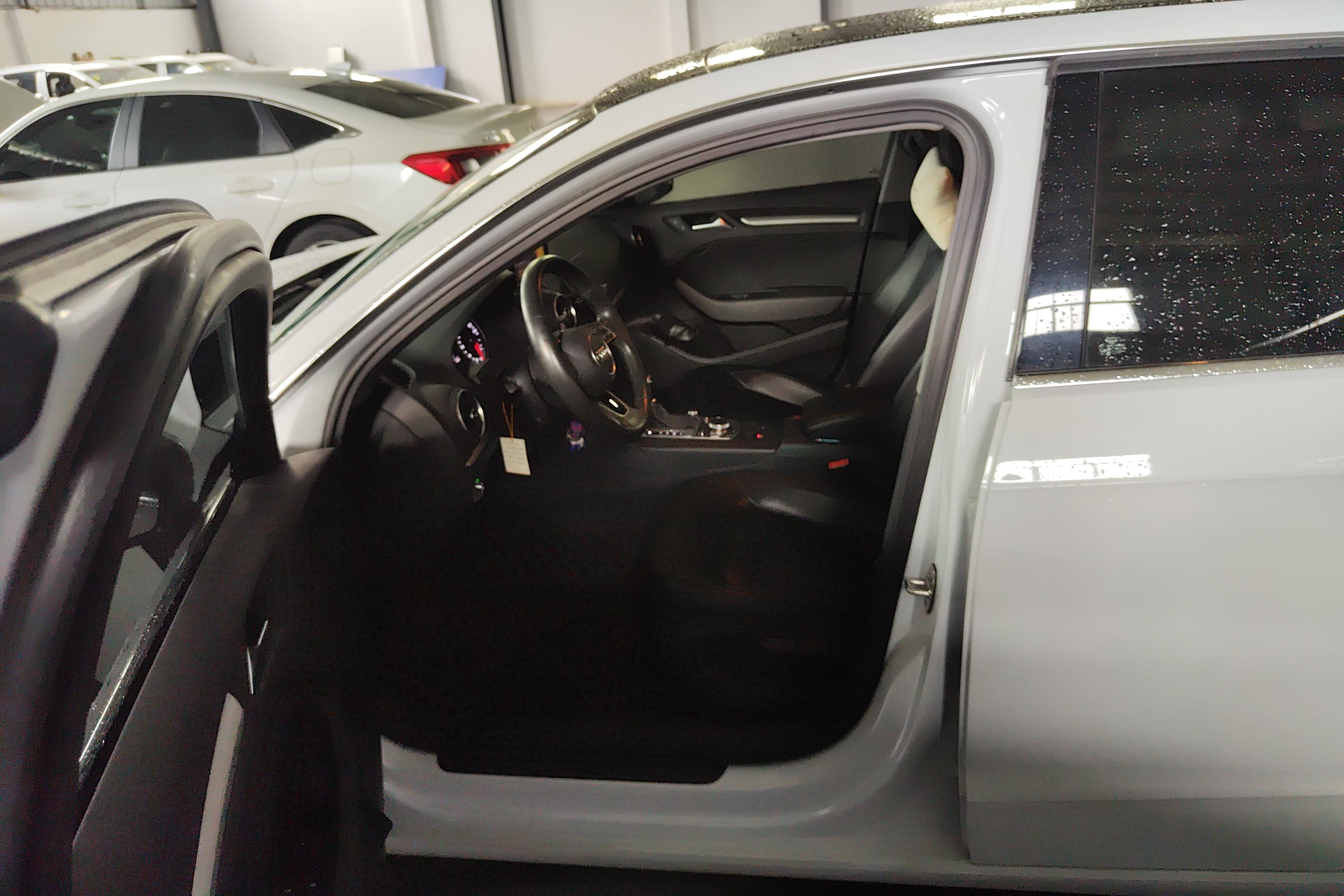 奥迪A3 35TFSI 2020款 1.4T 自动 汽油 进取型Sportback (国Ⅵ) 