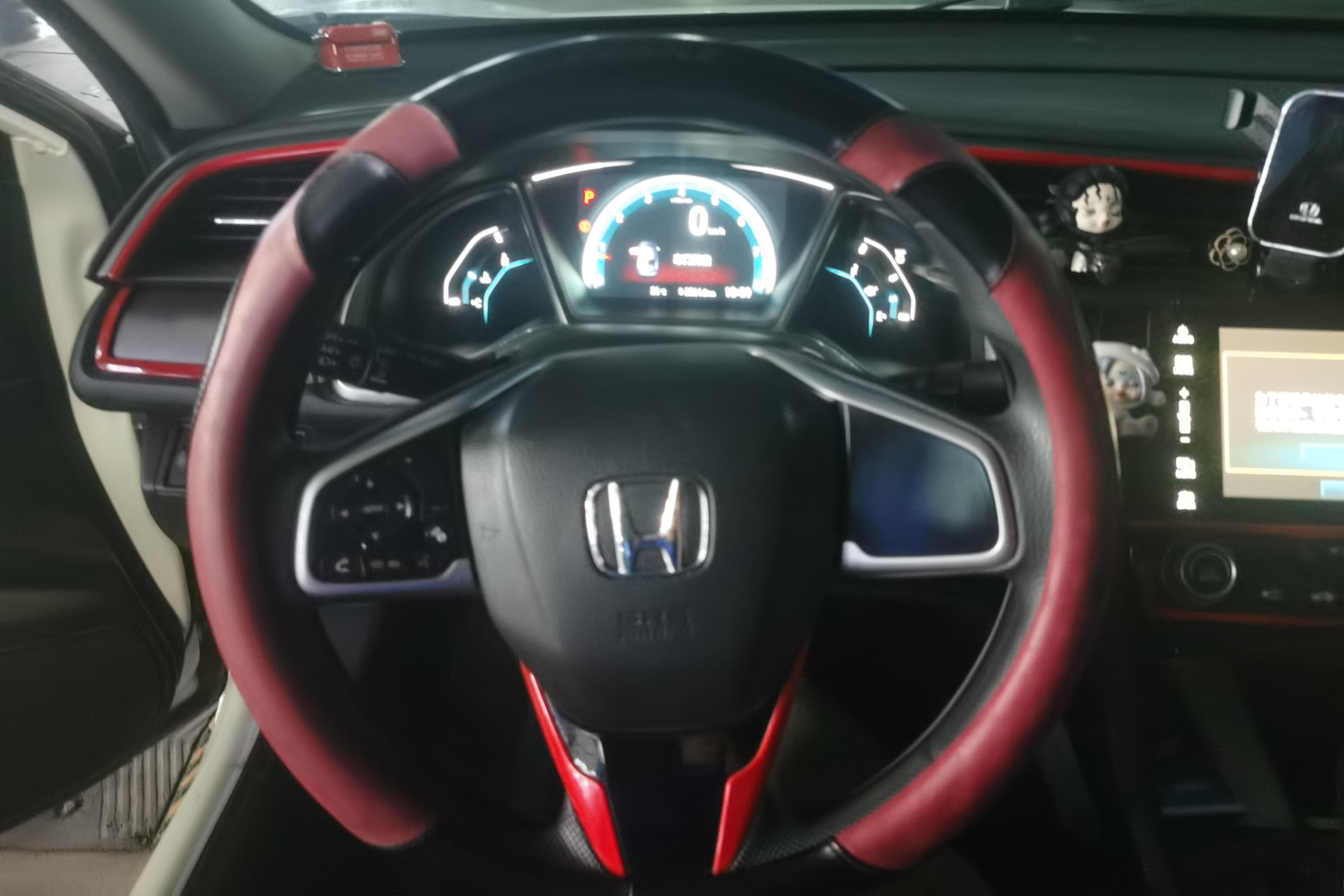 本田思域 2016款 1.5T 自动 豪华版220TURBO (国Ⅴ) 