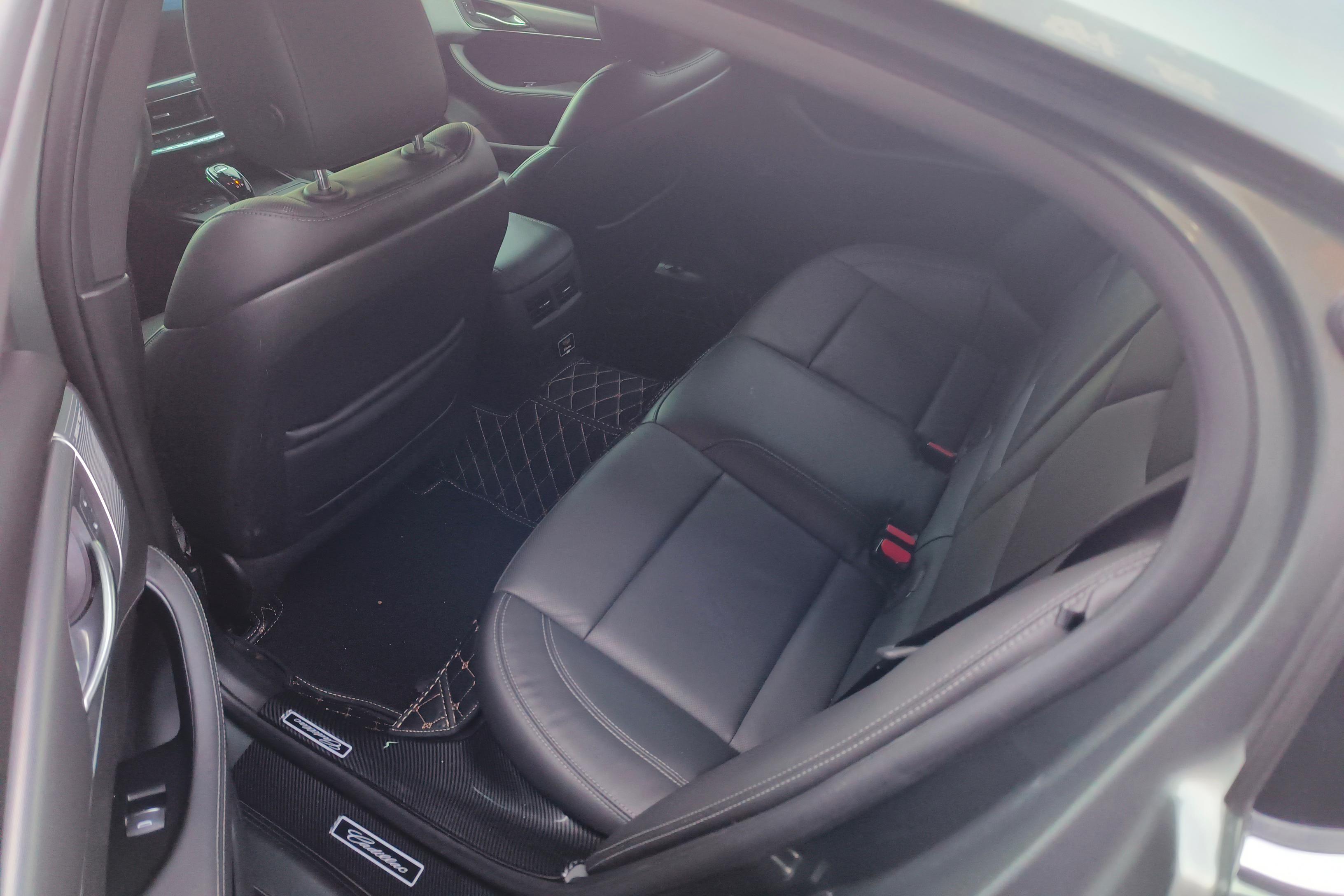 凯迪拉克CT5 2022款 2.0T 自动 28T铂金型 (国Ⅵ) 