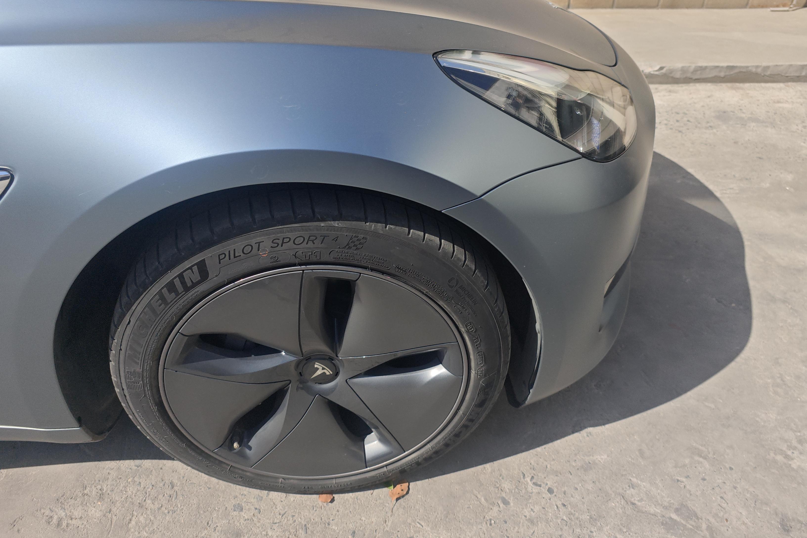 特斯拉MODEL 3 2019款 自动 标准续航升级版 纯电动 