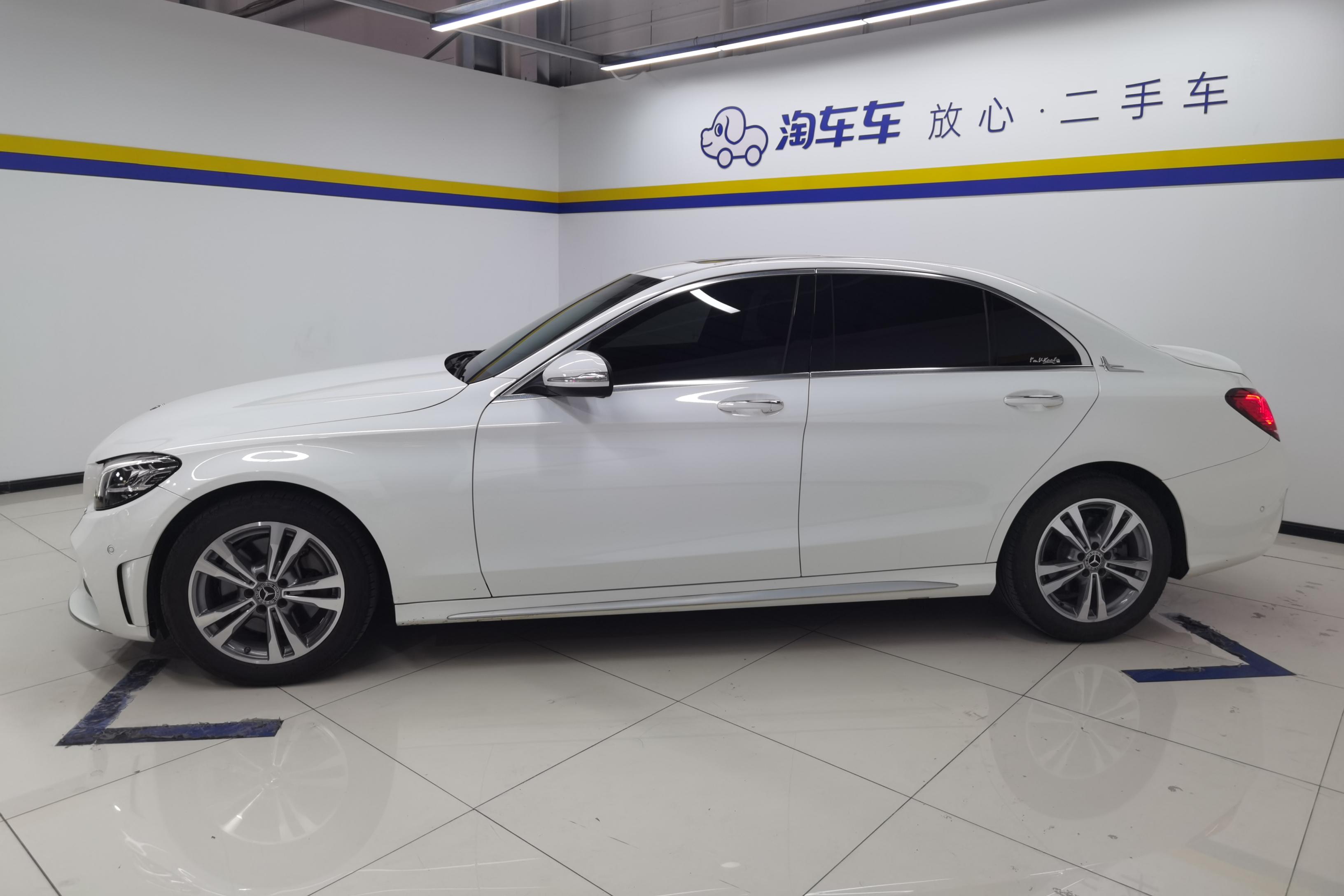 奔驰C级 C200L 2020款 1.5T 自动 时尚型运动版 (国Ⅵ) 