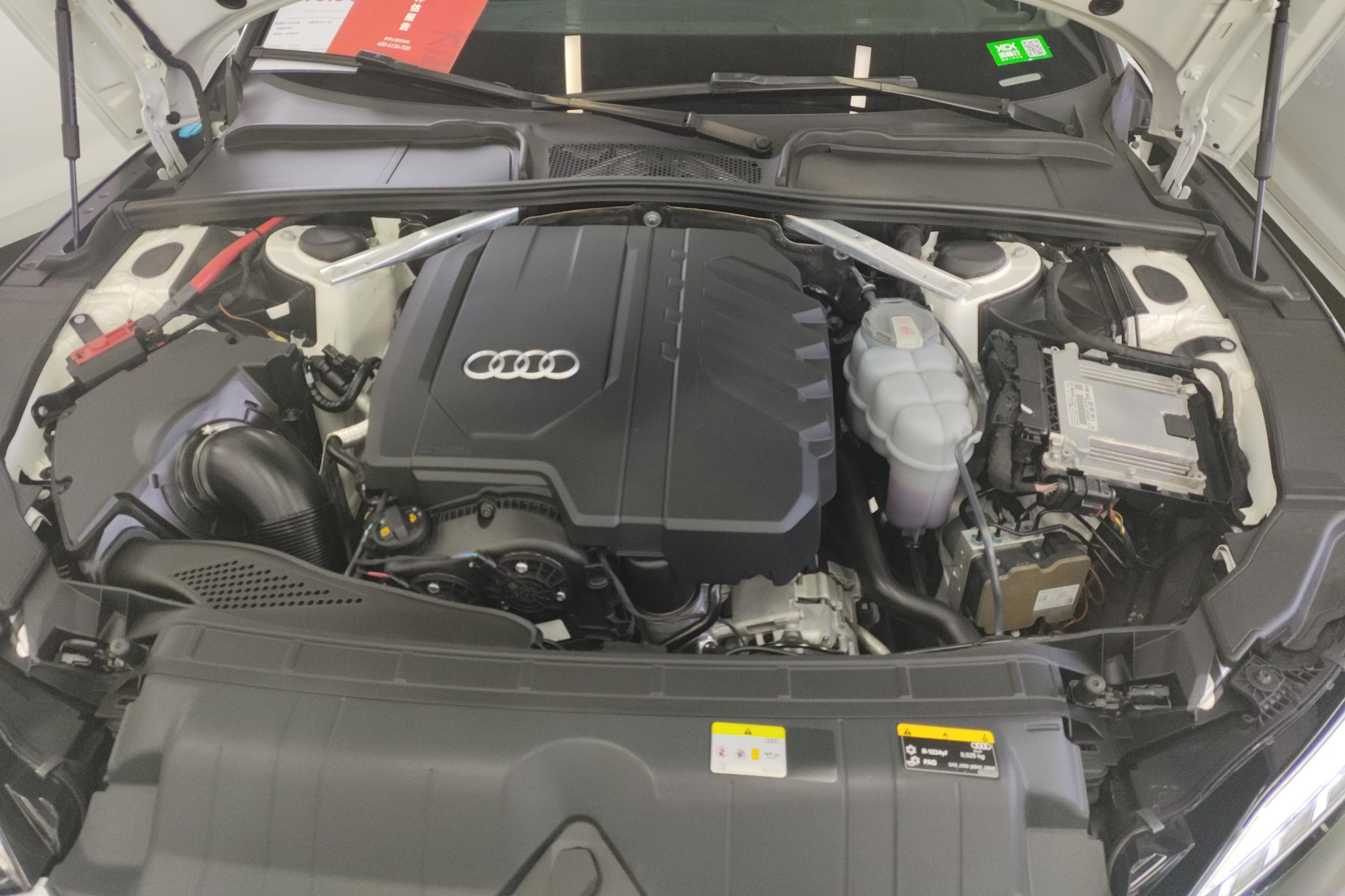 奥迪A5掀背 40TFSI [进口] 2021款 2.0T 自动 汽油 时尚致雅型 