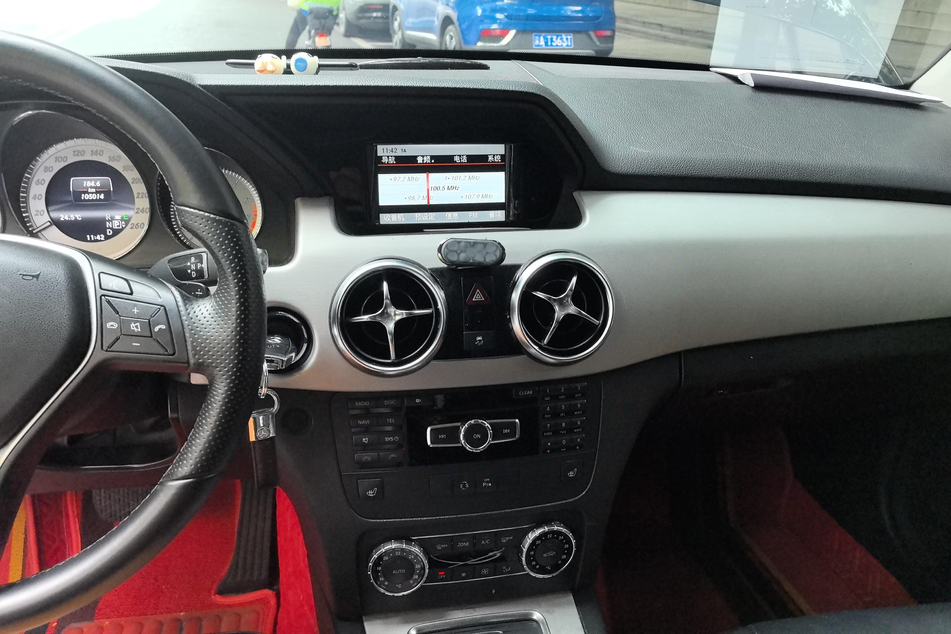 奔驰GLK GLK300 2013款 3.0L 自动 汽油 动感型 (国Ⅳ) 