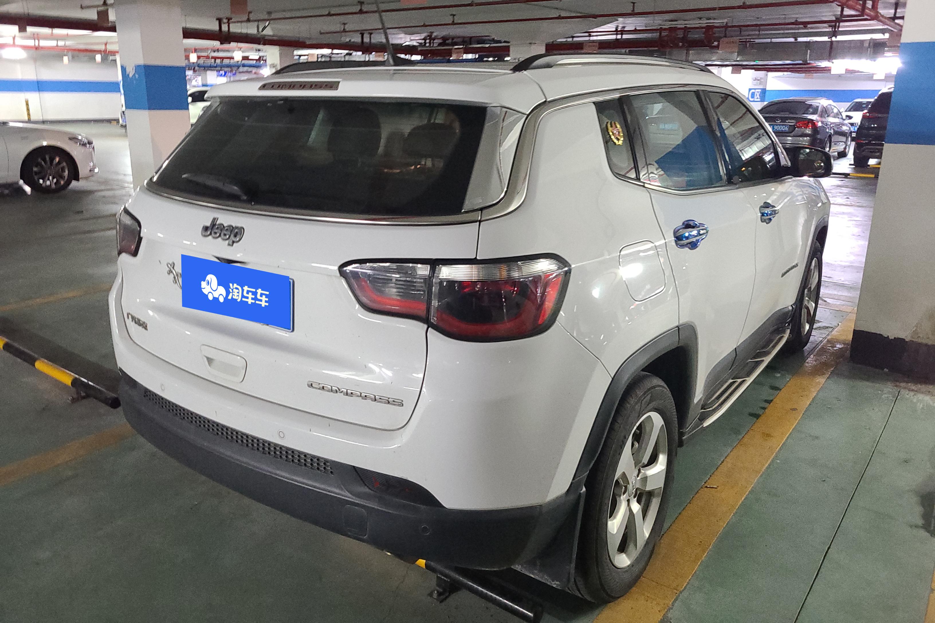吉普指南者 2019款 1.3T 自动 220T家享炫酷版 (国Ⅵ) 