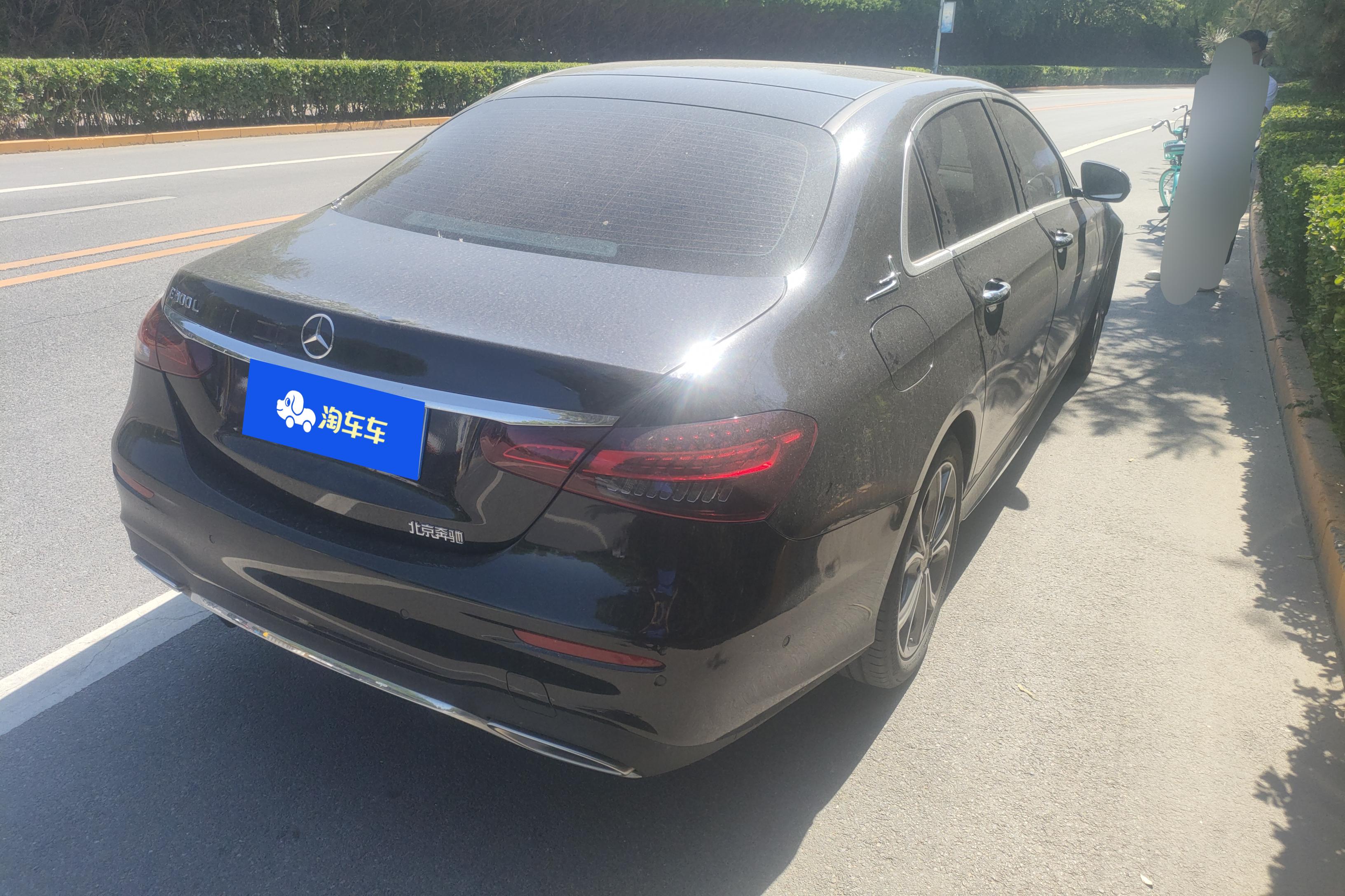 奔驰E级 E300L 2021款 2.0T 自动 汽油 运动尊贵型 (国Ⅵ) 