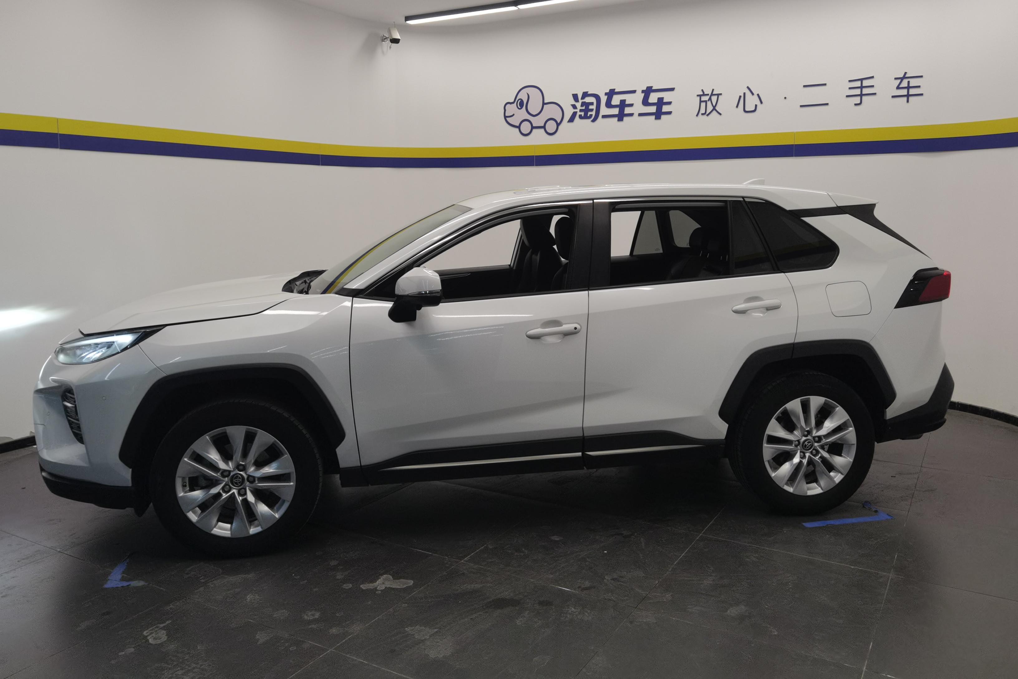 丰田威兰达 2022款 2.0L 自动 领先版 (国Ⅵ) 