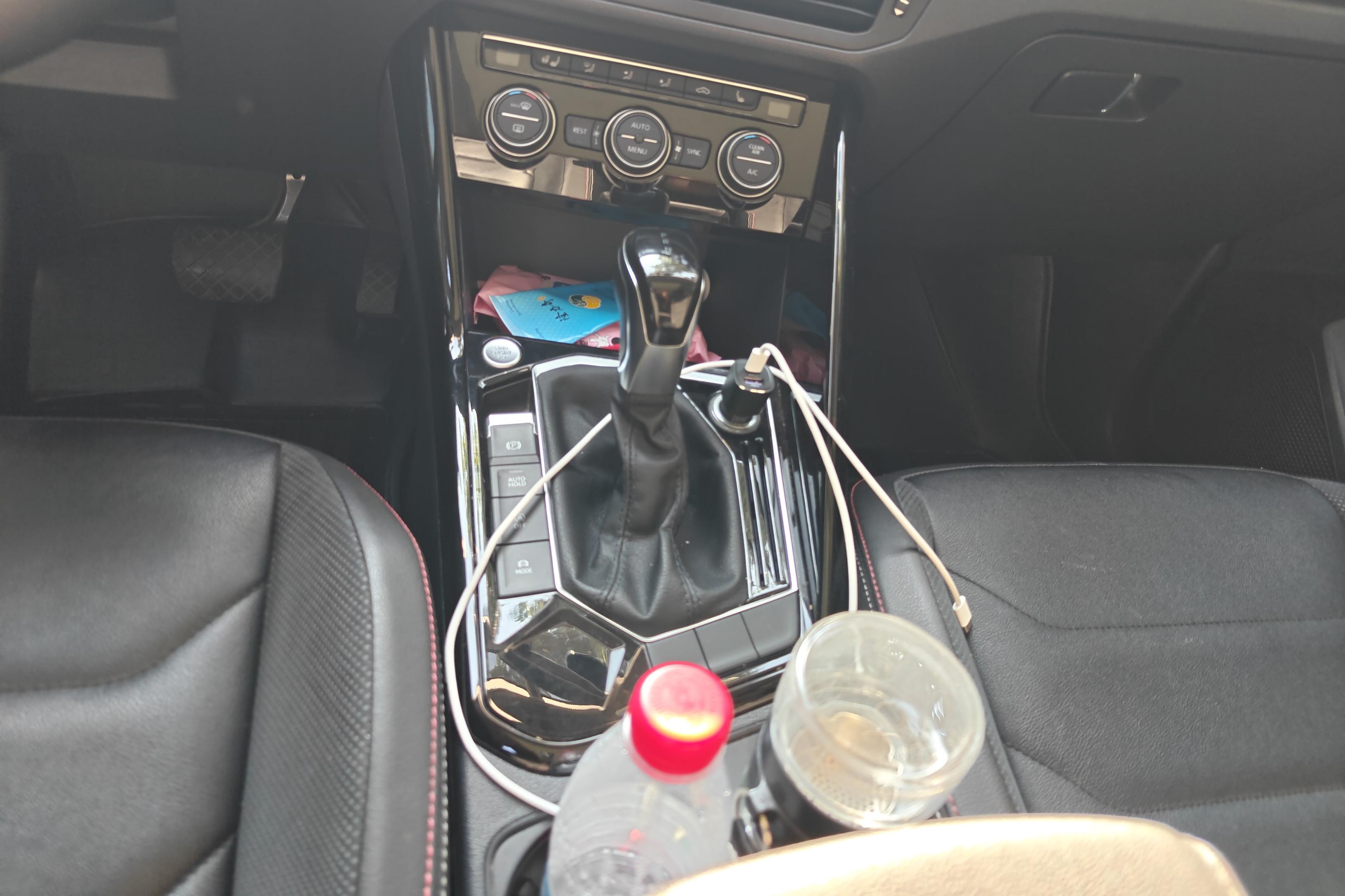 大众探岳 2019款 2.0T 自动 前驱 330TSI豪华型 (国Ⅵ) 