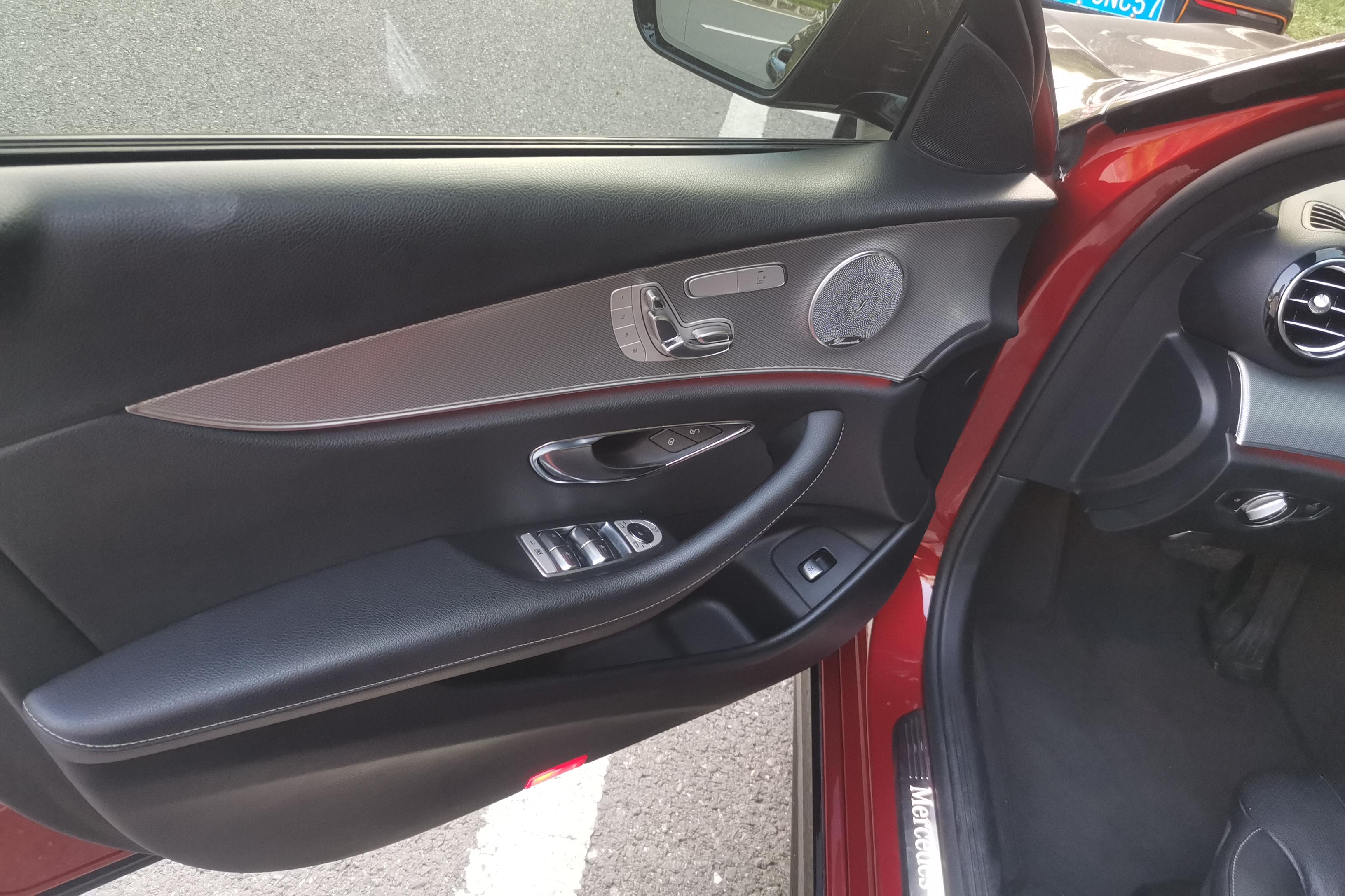 奔驰E级 E200 [进口] 2019款 2.0T 自动 汽油 运动型 