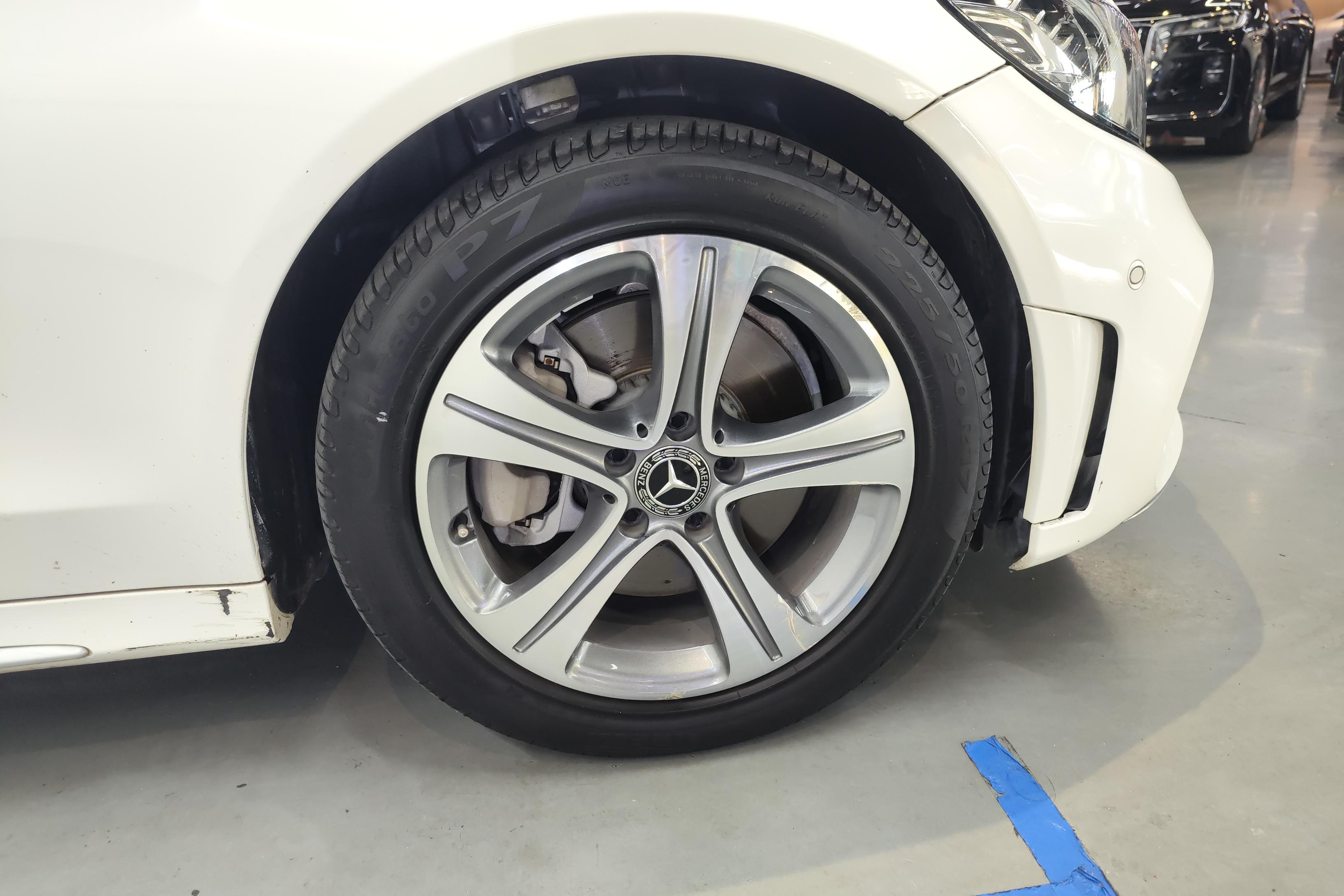 奔驰C级 C260L 2019款 1.5T 自动 运动版改款 (国Ⅵ) 