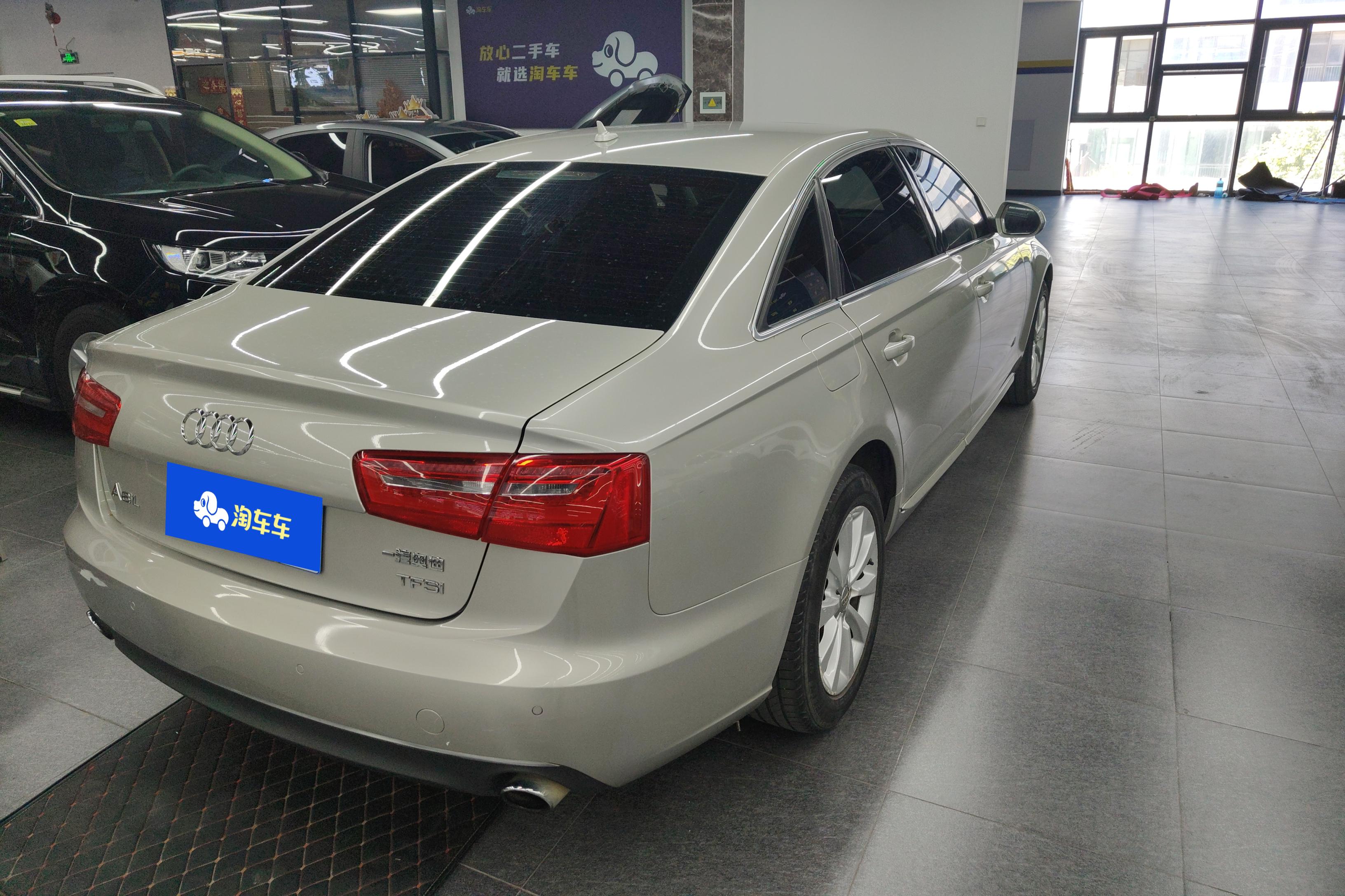 奥迪A6L TFSI 2015款 2.0T 自动 智领版 (国Ⅴ) 