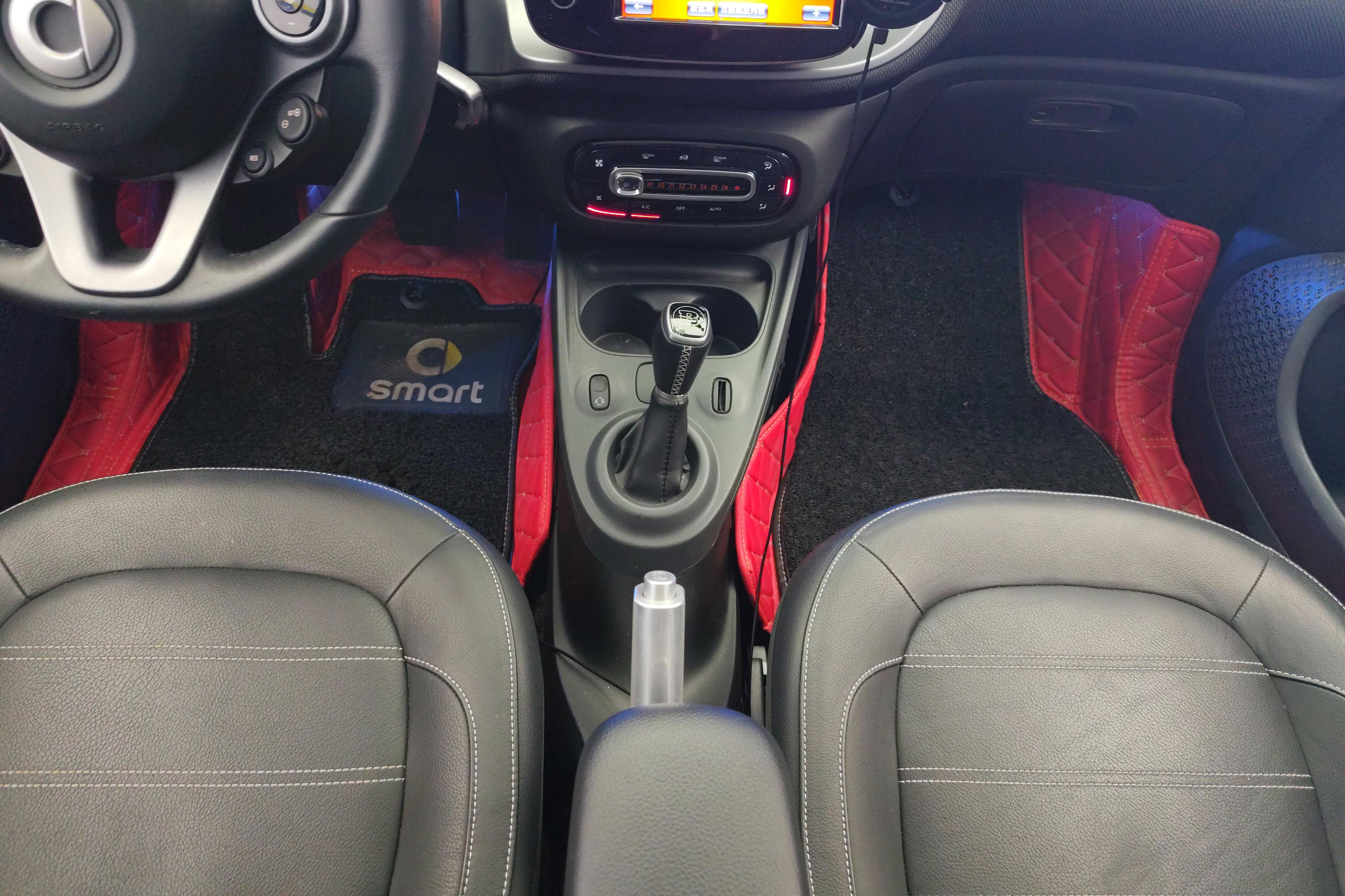 SmartForTwo [进口] 2018款 0.9T 自动 汽油 先锋版 
