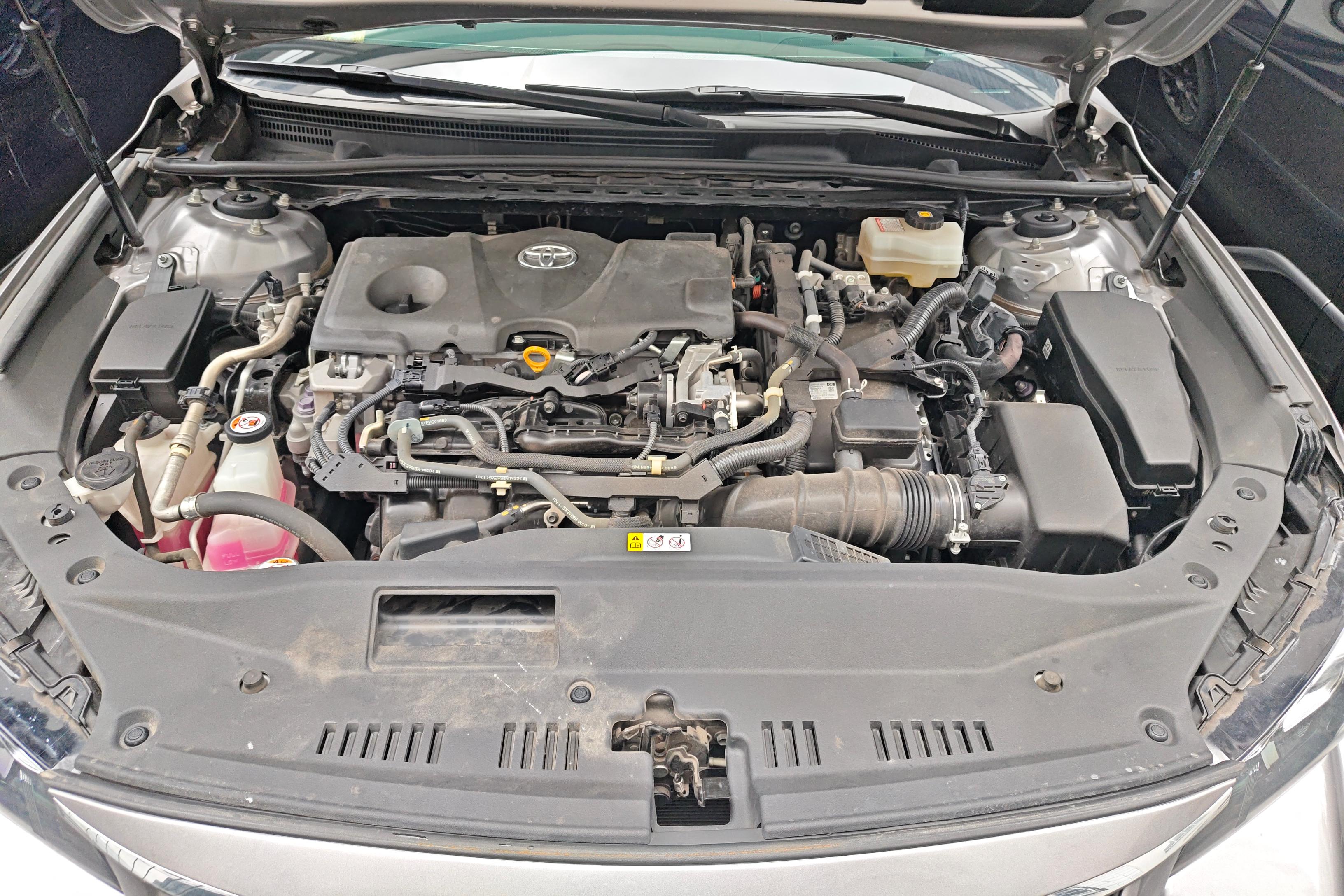 丰田亚洲龙 双擎 2019款 2.5L 自动 豪华版 (国Ⅵ) 