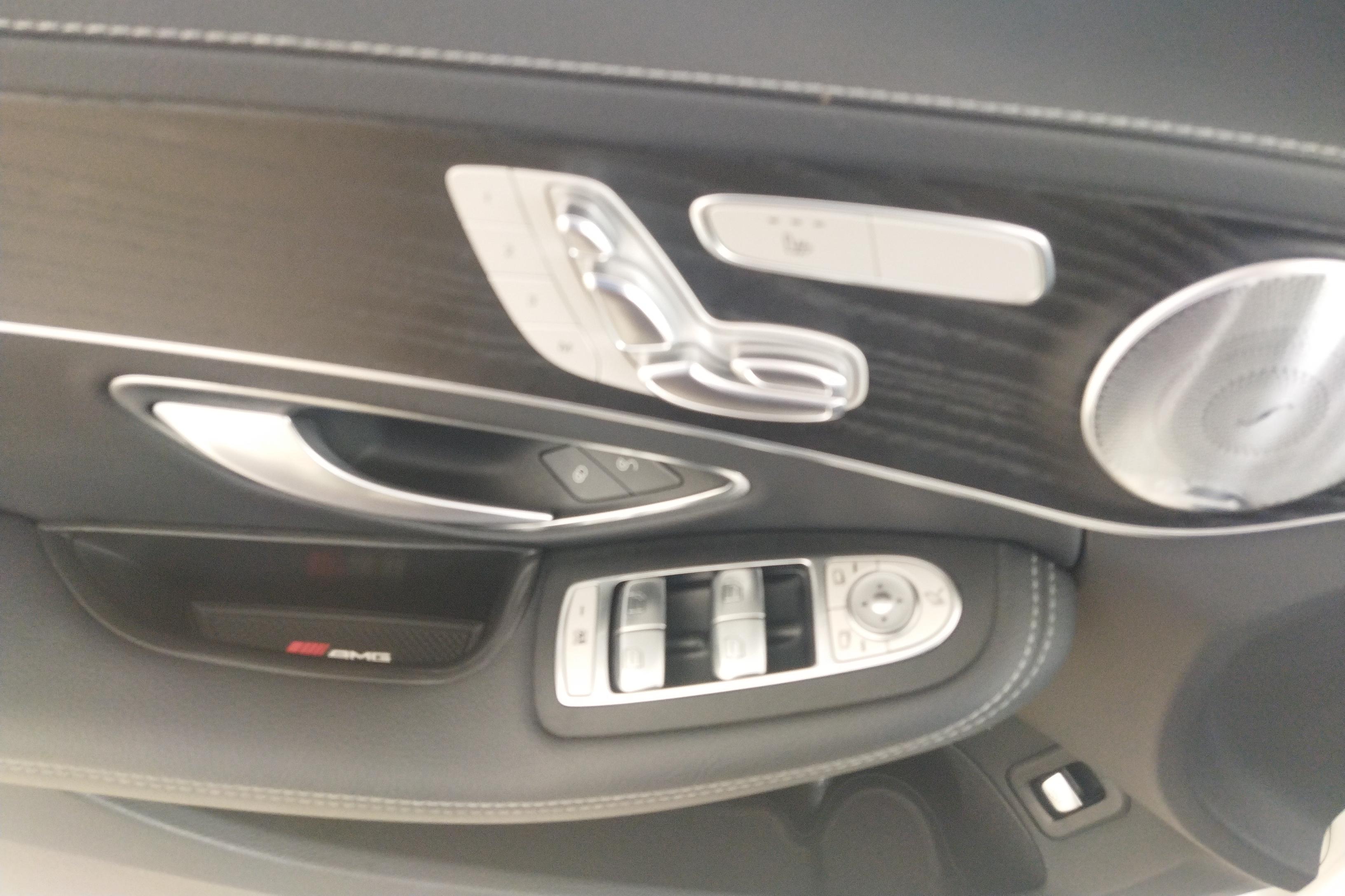 奔驰C级 C260L 2021款 1.5T 自动 运动星耀臻藏版 (国Ⅵ) 
