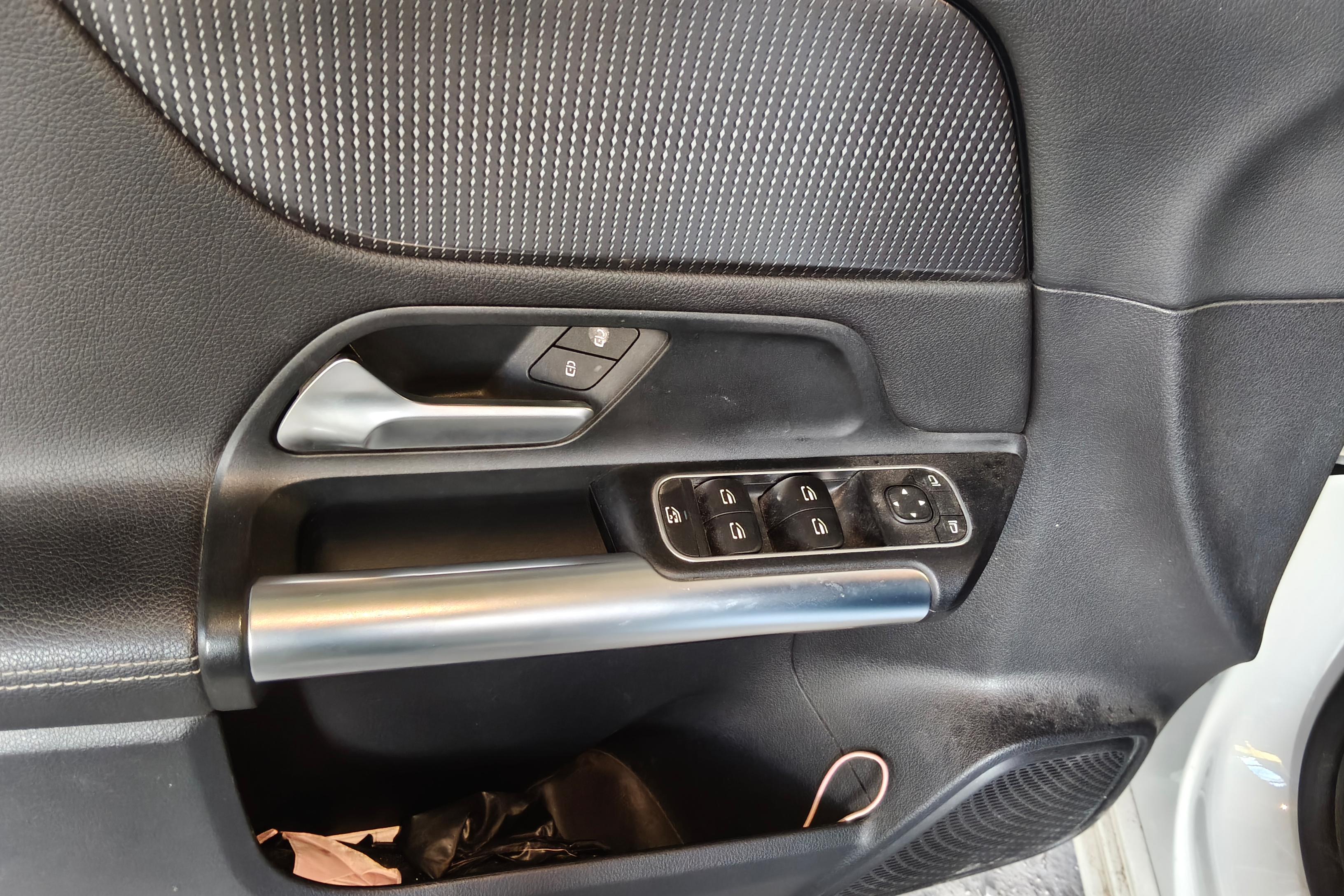 奔驰B级 B200 [进口] 2020款 1.3T 自动 汽油 动感型 (国Ⅵ) 