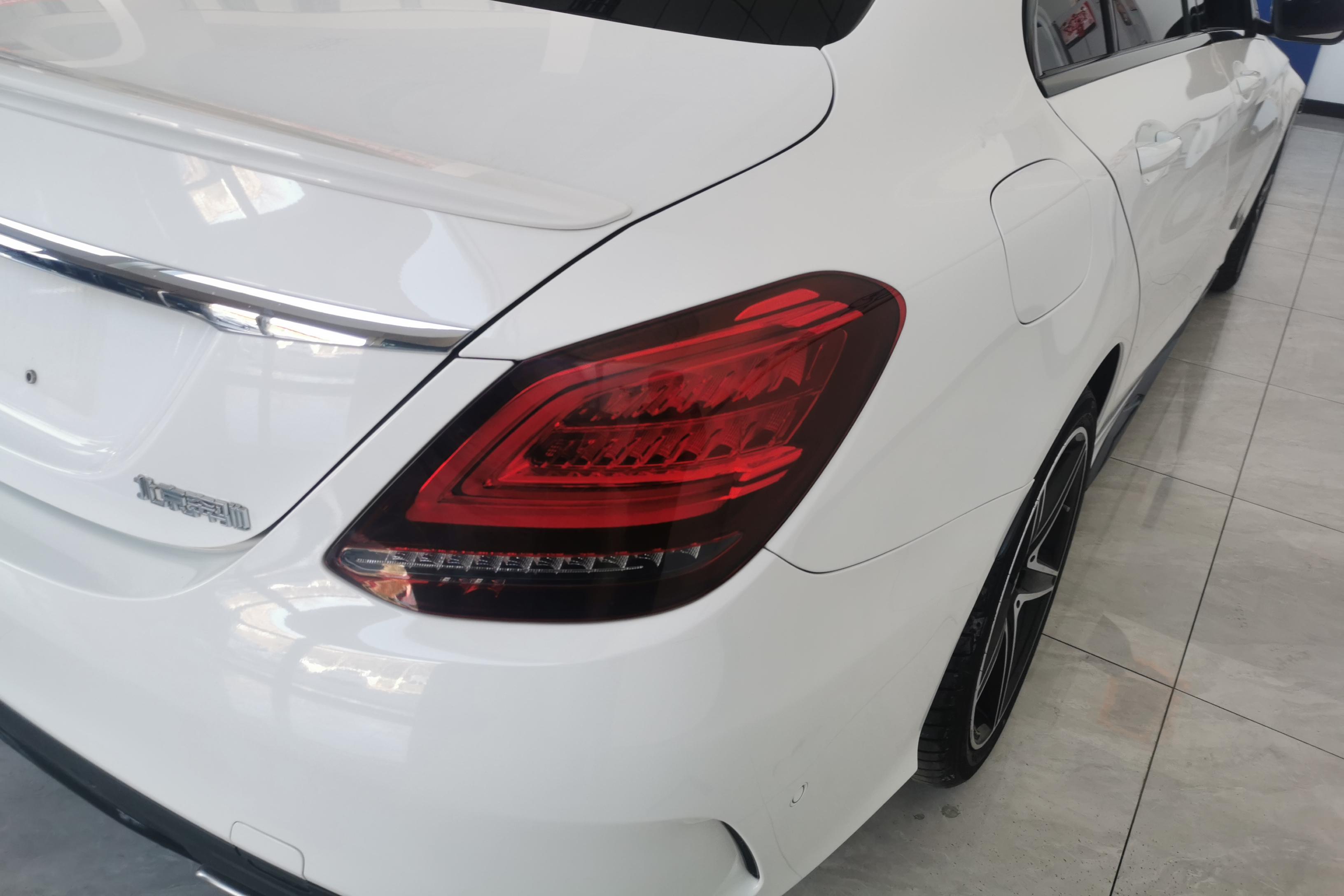 奔驰C级 C260 2020款 1.5T 自动 运动版改款 (国Ⅵ) 