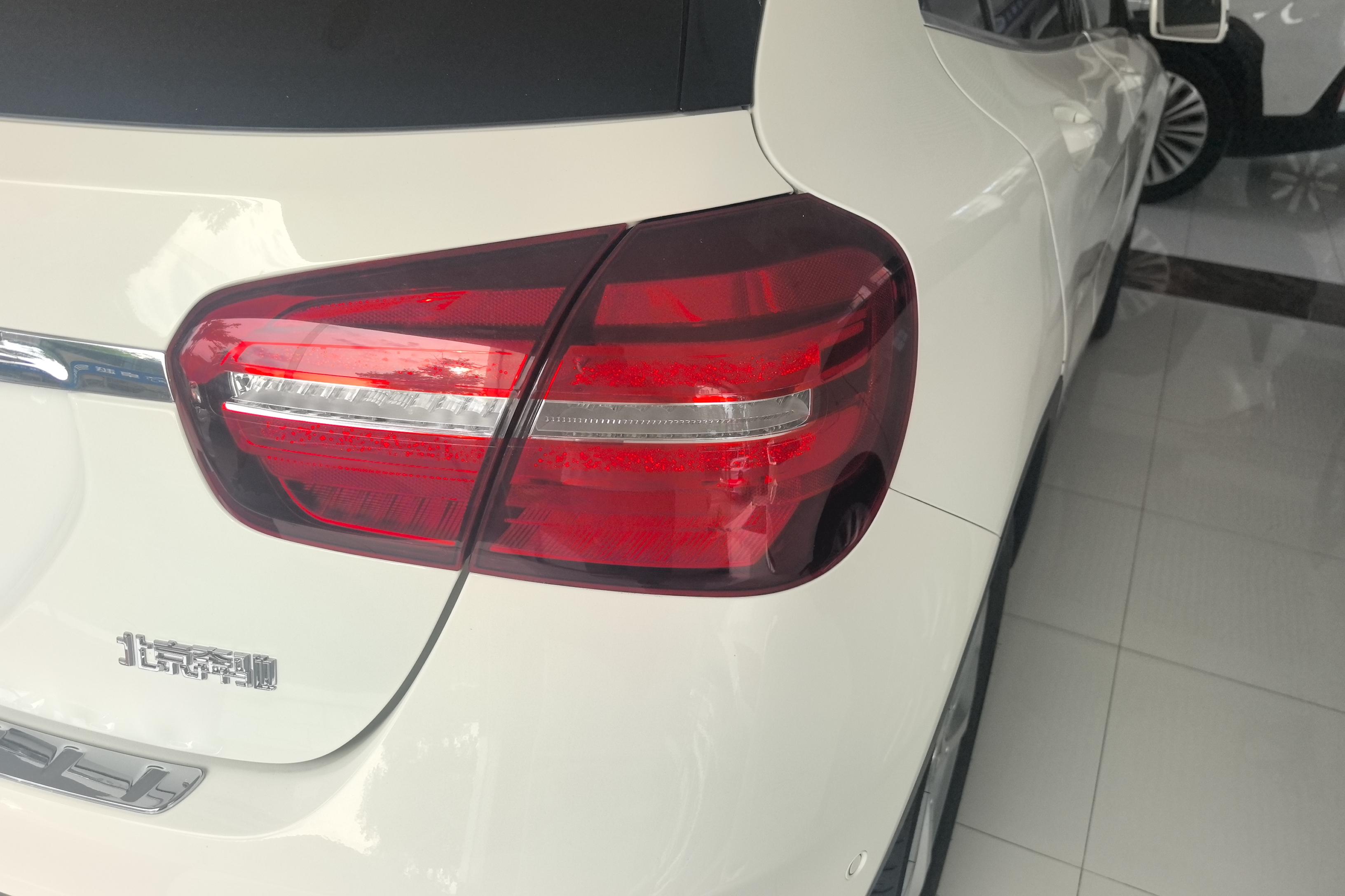 奔驰GLA 200 2017款 1.6T 自动 动感型 (国Ⅴ) 