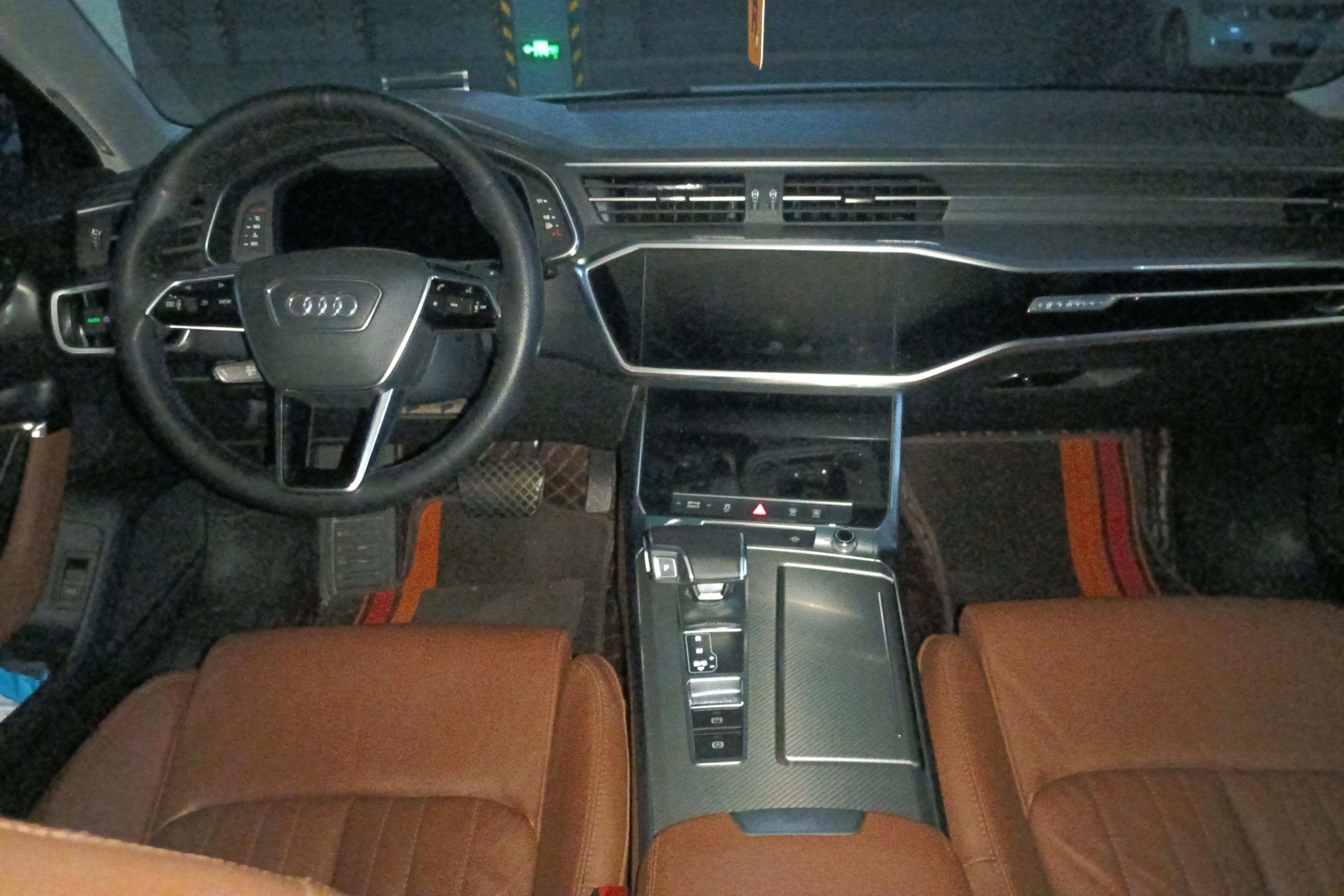 奥迪A6L 45TFSI 2020款 2.0T 自动 臻选致雅型 (国Ⅵ) 