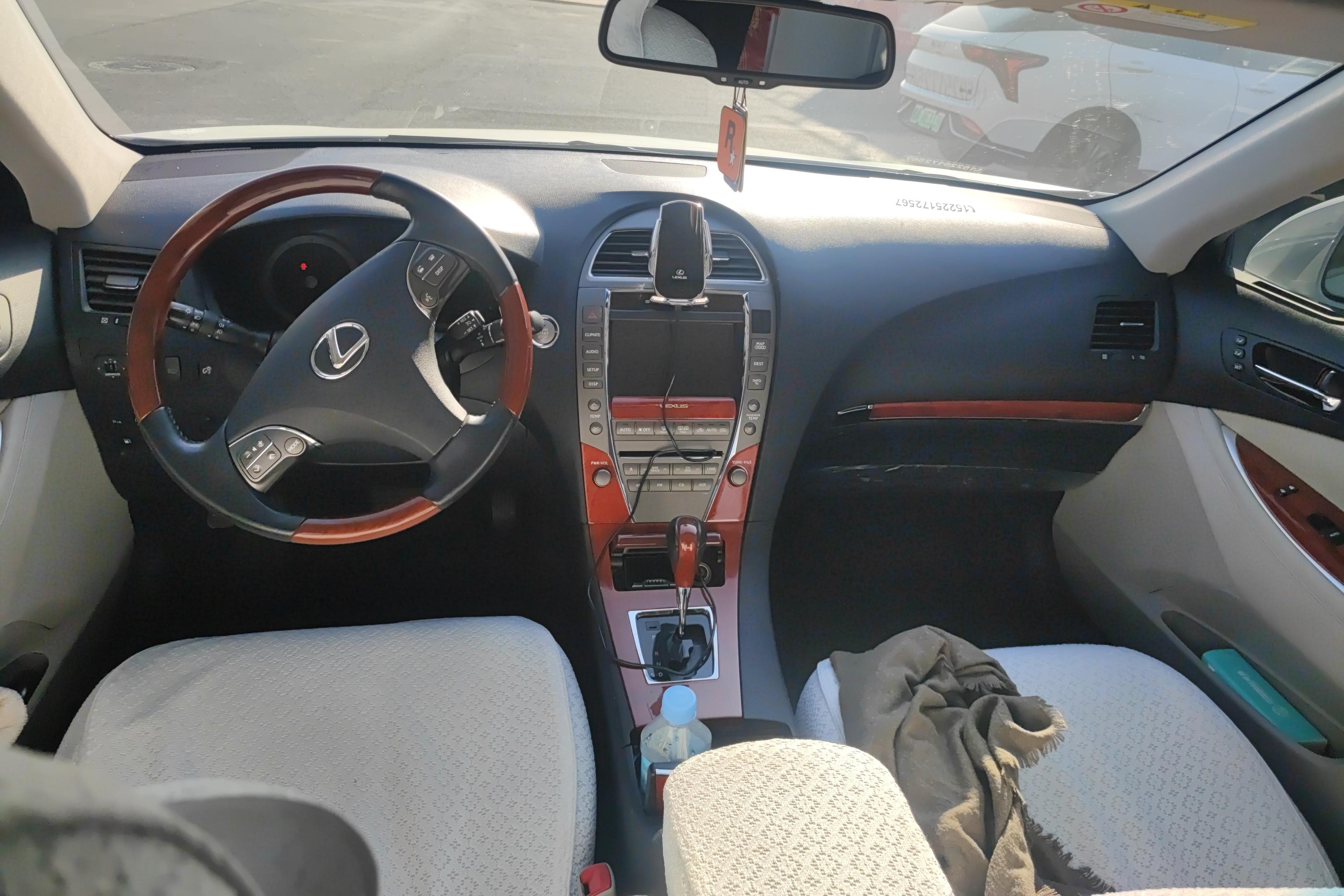 雷克萨斯ES 240 [进口] 2010款 2.4L 自动 豪华版 