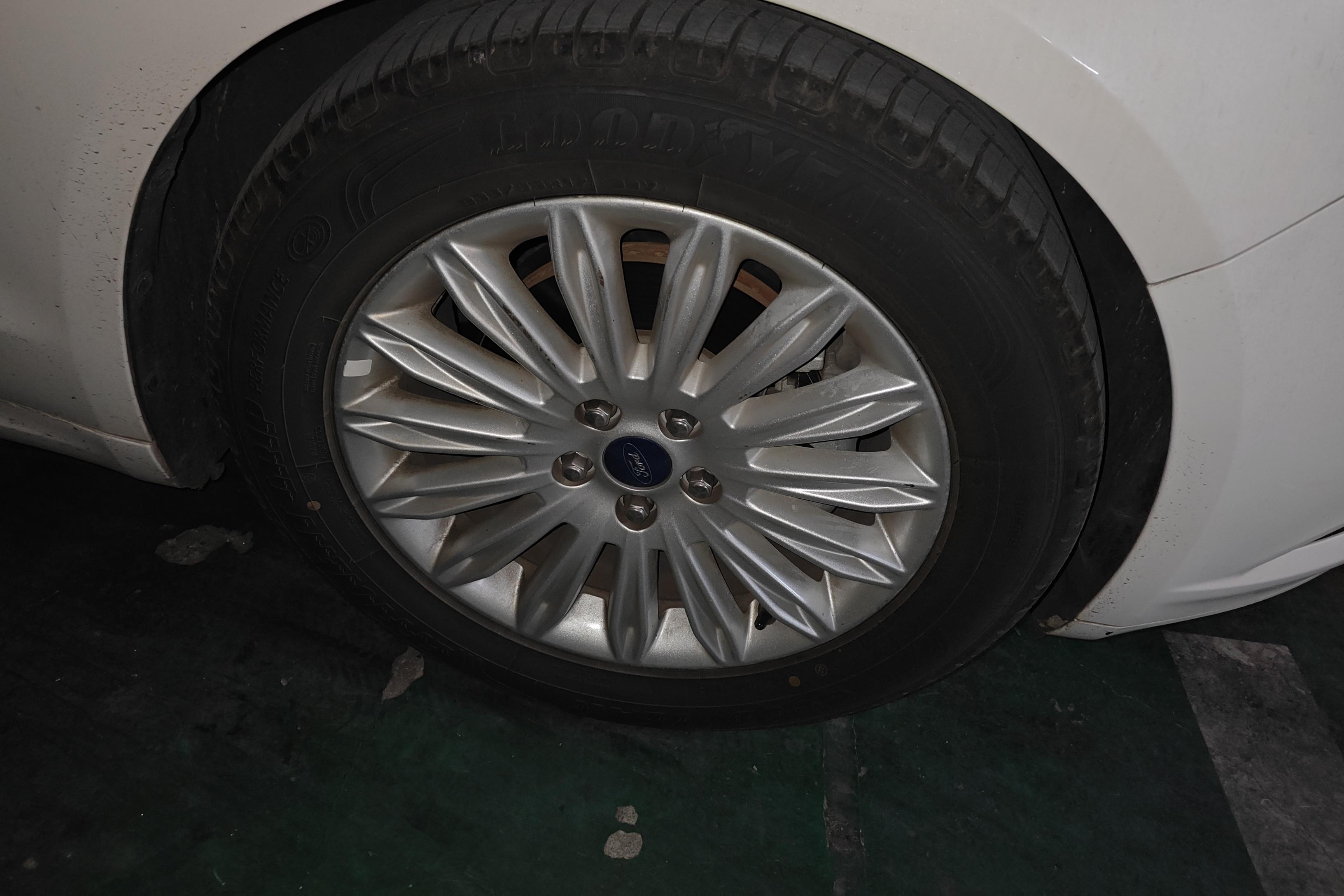 福特蒙迪欧 2013款 2.0T 自动 GTDi200豪华型 (国Ⅳ) 