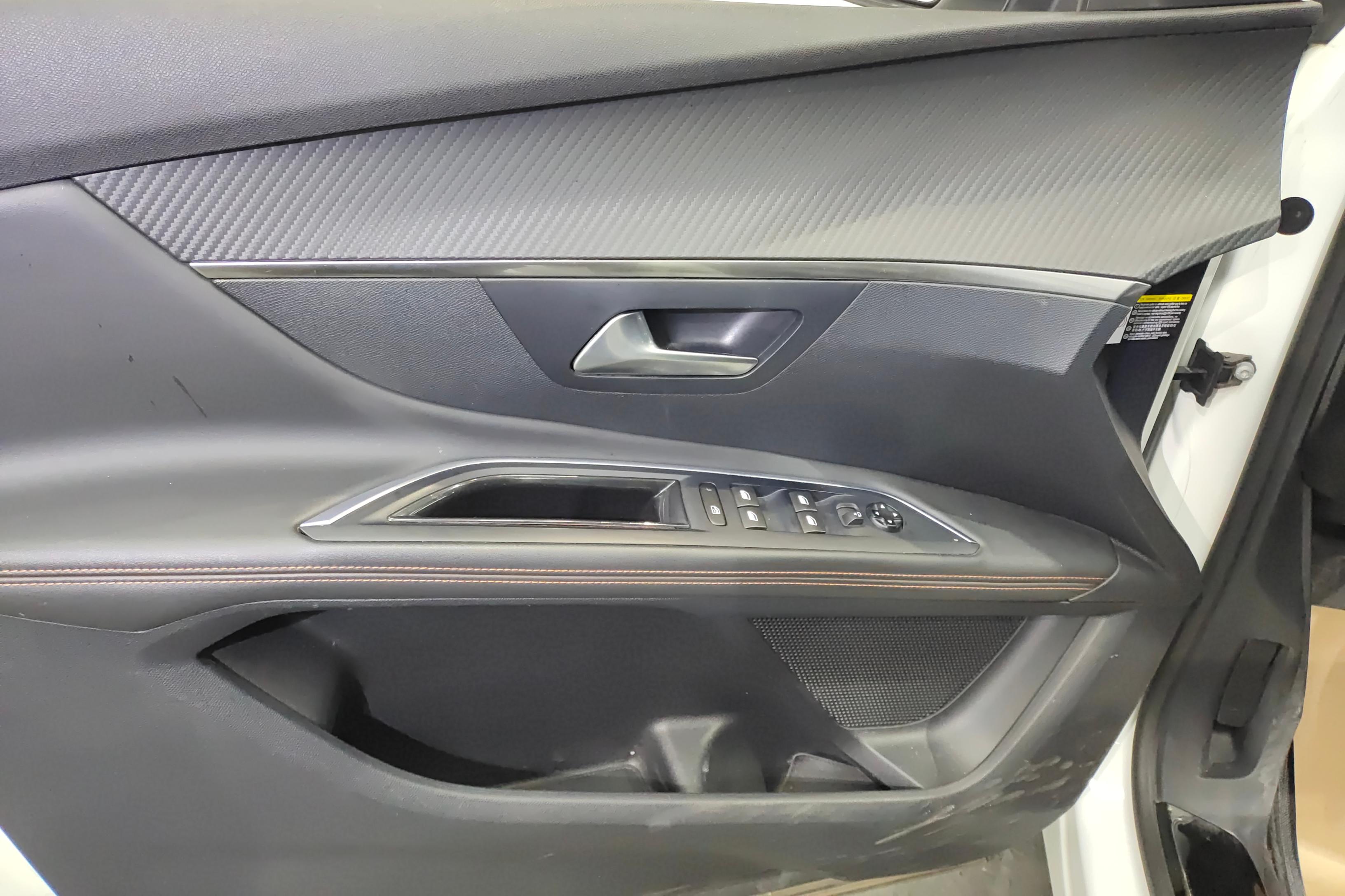 标致4008 2018款 1.6T 自动 350THP精英版 (国Ⅴ) 