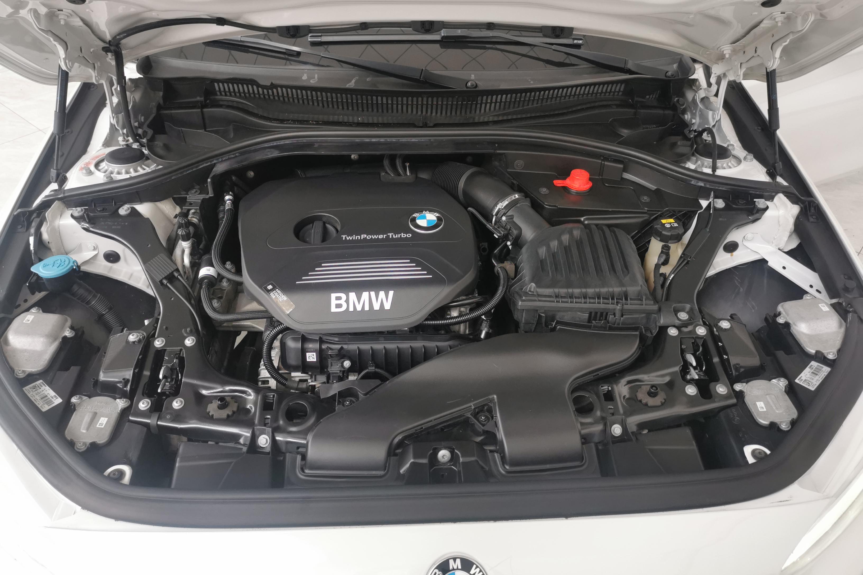 宝马1系 118i 2018款 1.5T 自动 运动型 (国Ⅴ) 