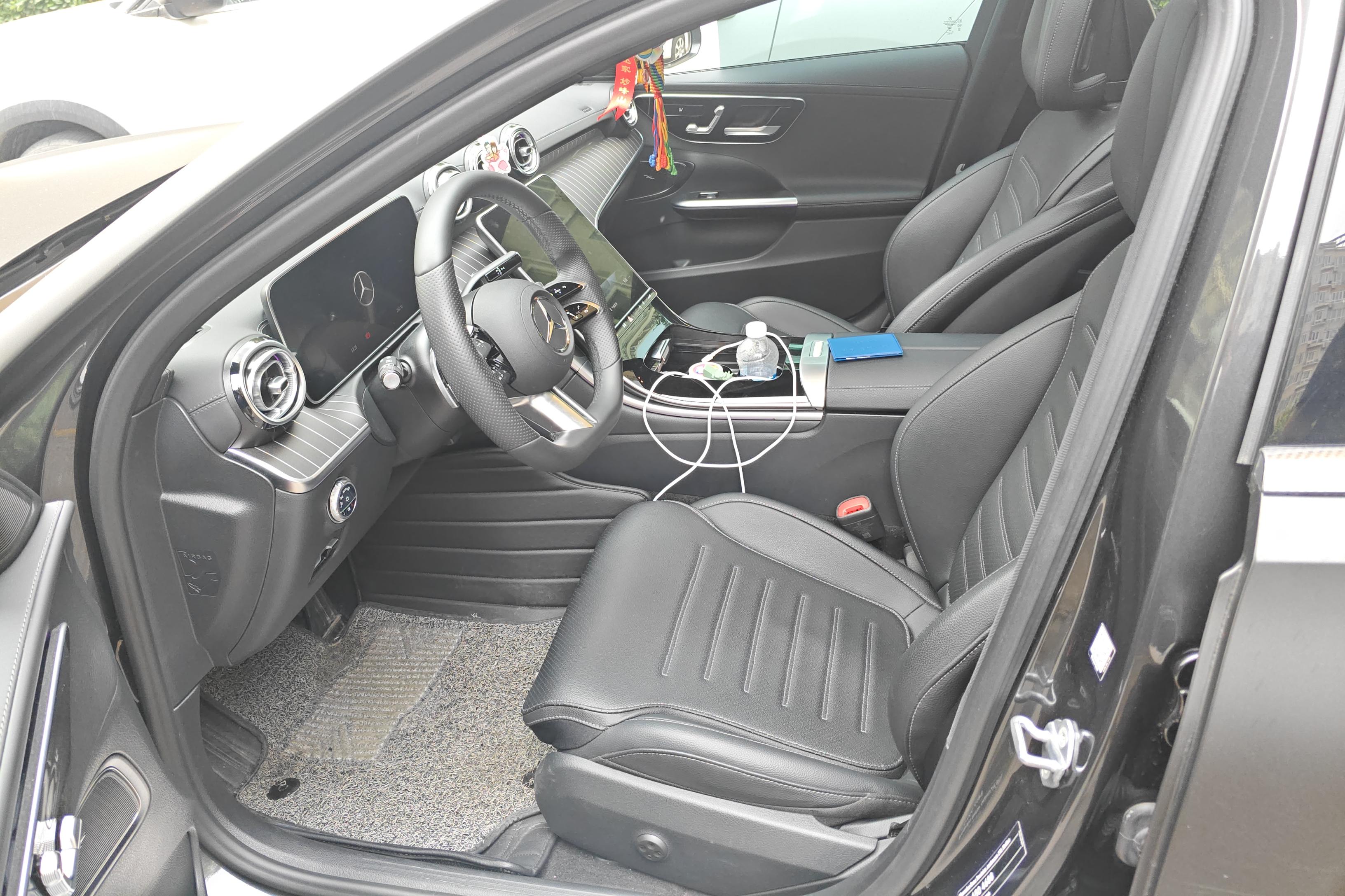 奔驰C级 C260L 2022款 1.5T 自动 运动版 (国Ⅵ) 