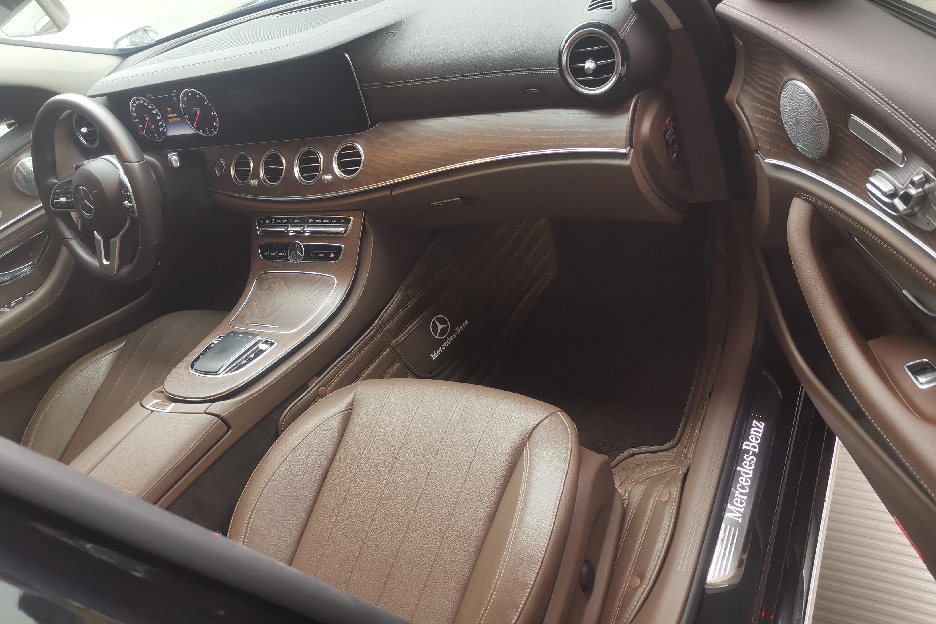 奔驰E级 E300L 2020款 2.0T 自动 汽油 豪华型 (国Ⅵ) 