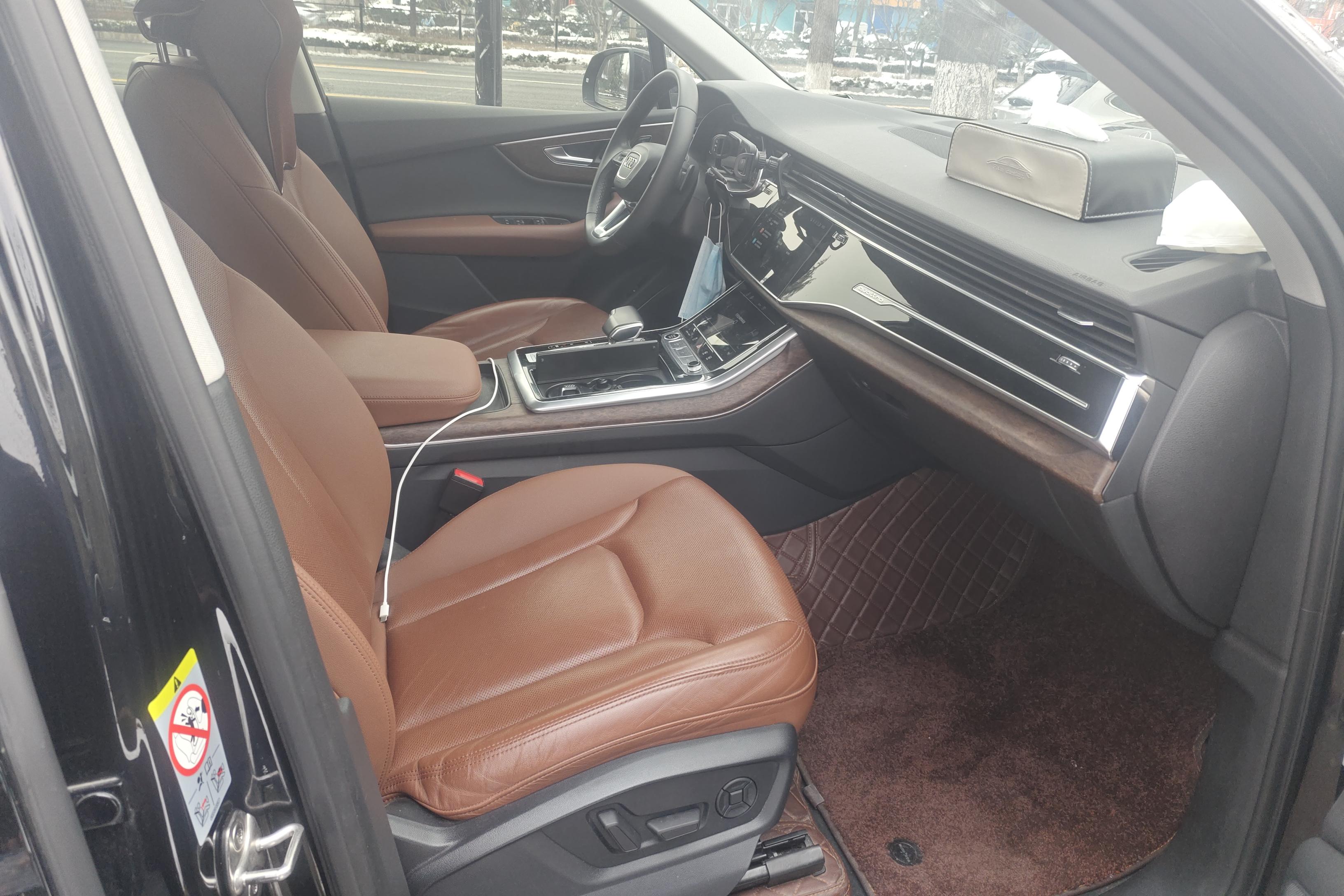 奥迪Q7 55 [进口] 2021款 3.0T 自动 运动型quattro-S-line 