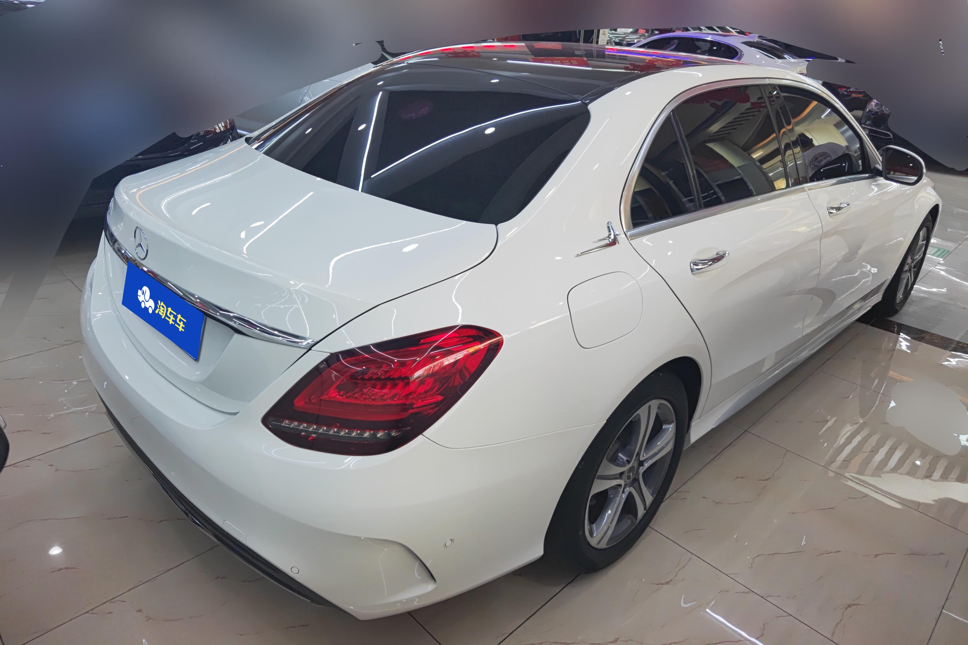 奔驰C级 C260L 2020款 1.5T 自动 改款 (国Ⅵ) 