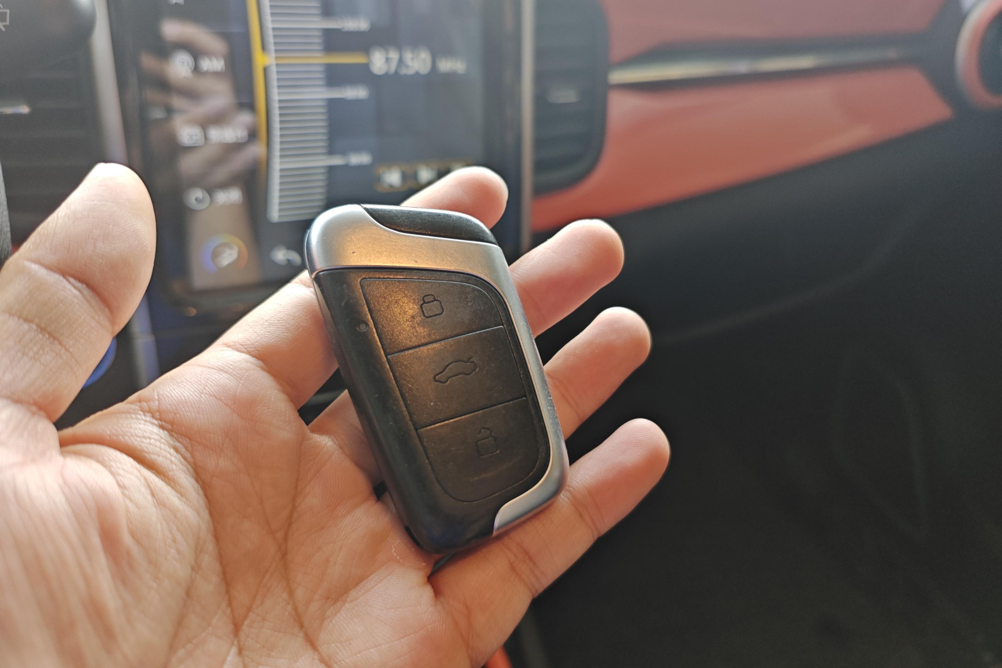 奇瑞eQ1 2019款 自动 小蚂蚁400智享版35kWh 纯电动 