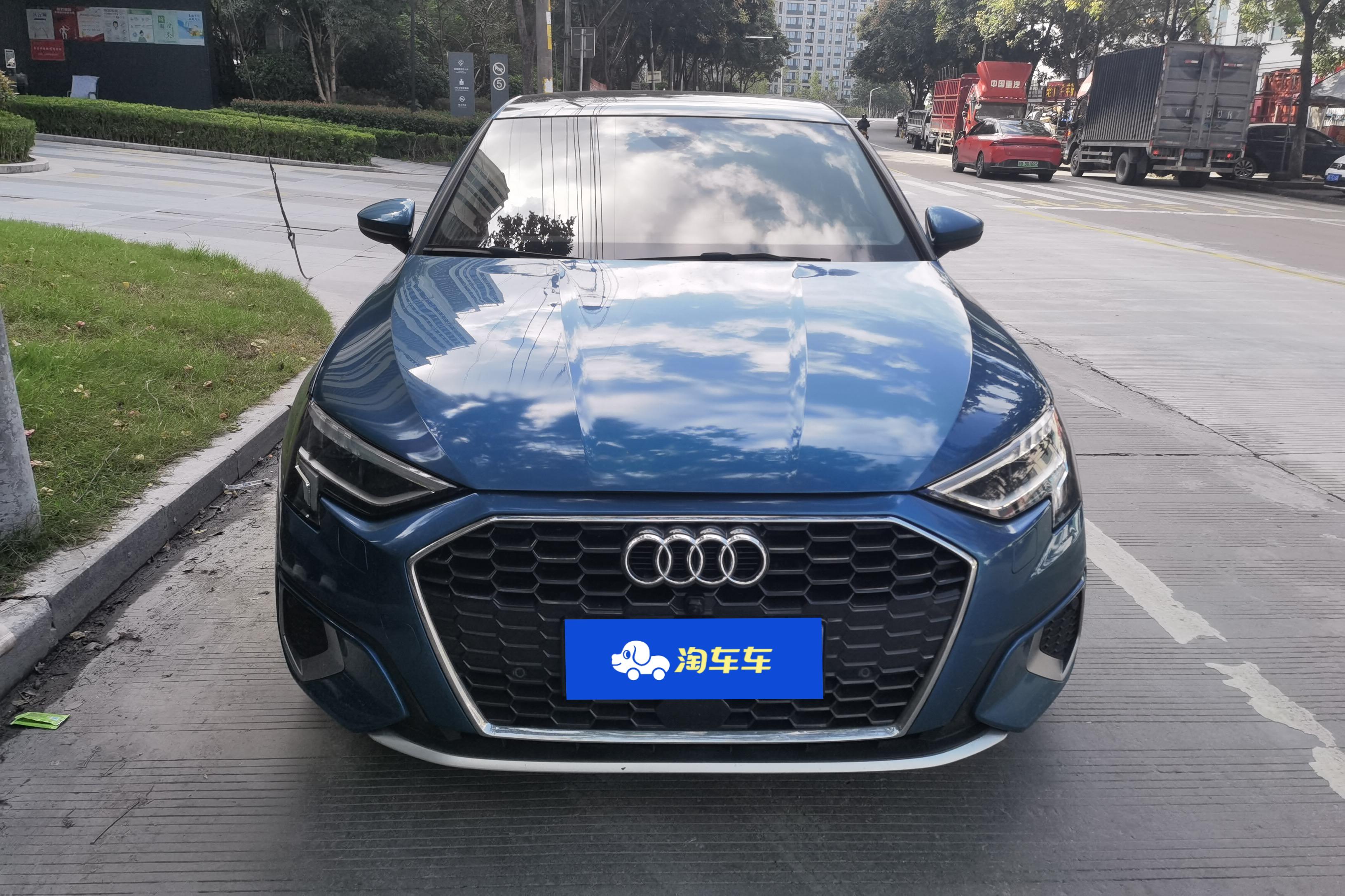 奥迪A3 35TFSI 2021款 1.4T 自动 汽油 时尚致雅型Sportback (国Ⅵ) 
