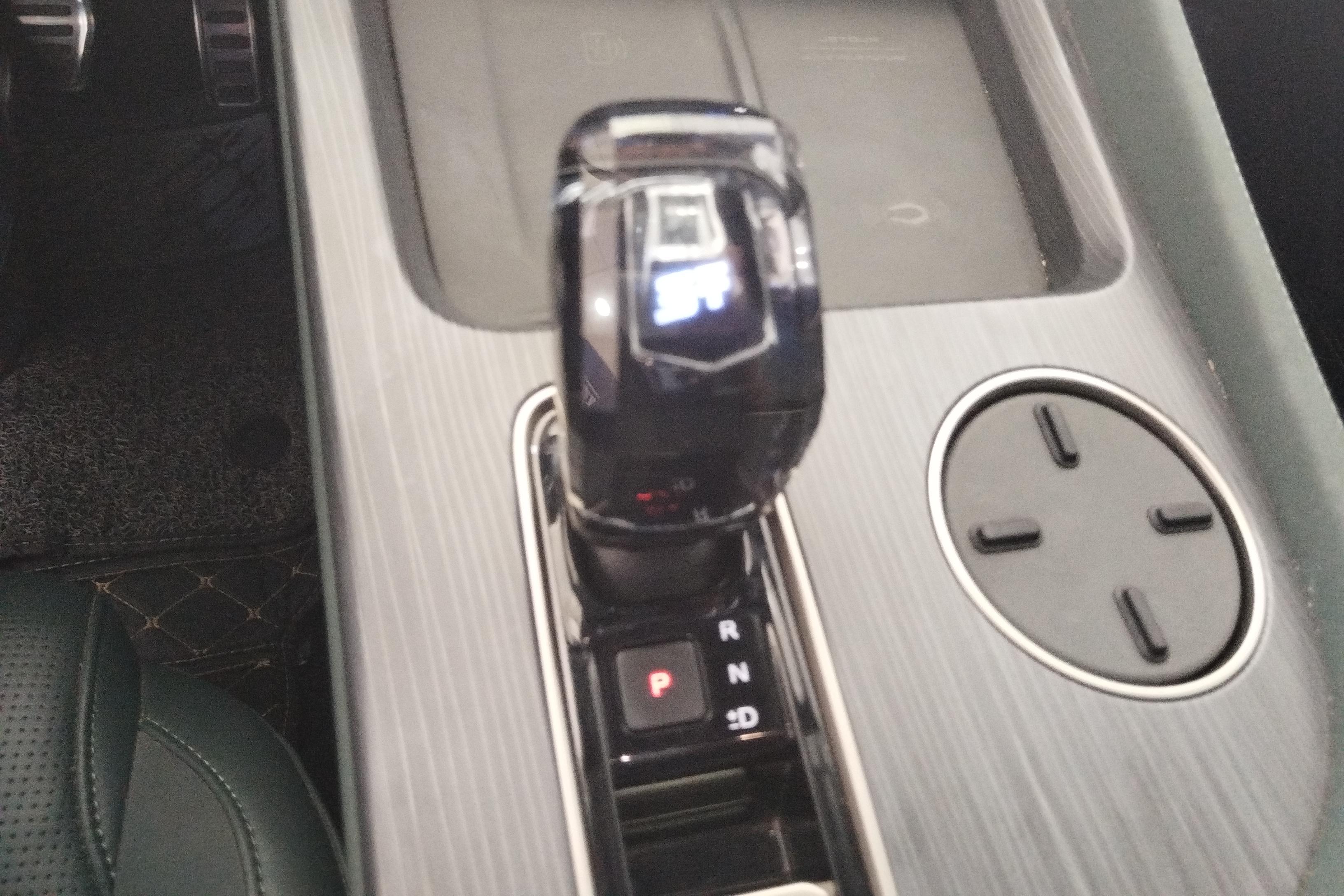 捷途山海L9 2024款 1.5T 自动 Max (国Ⅵ) 