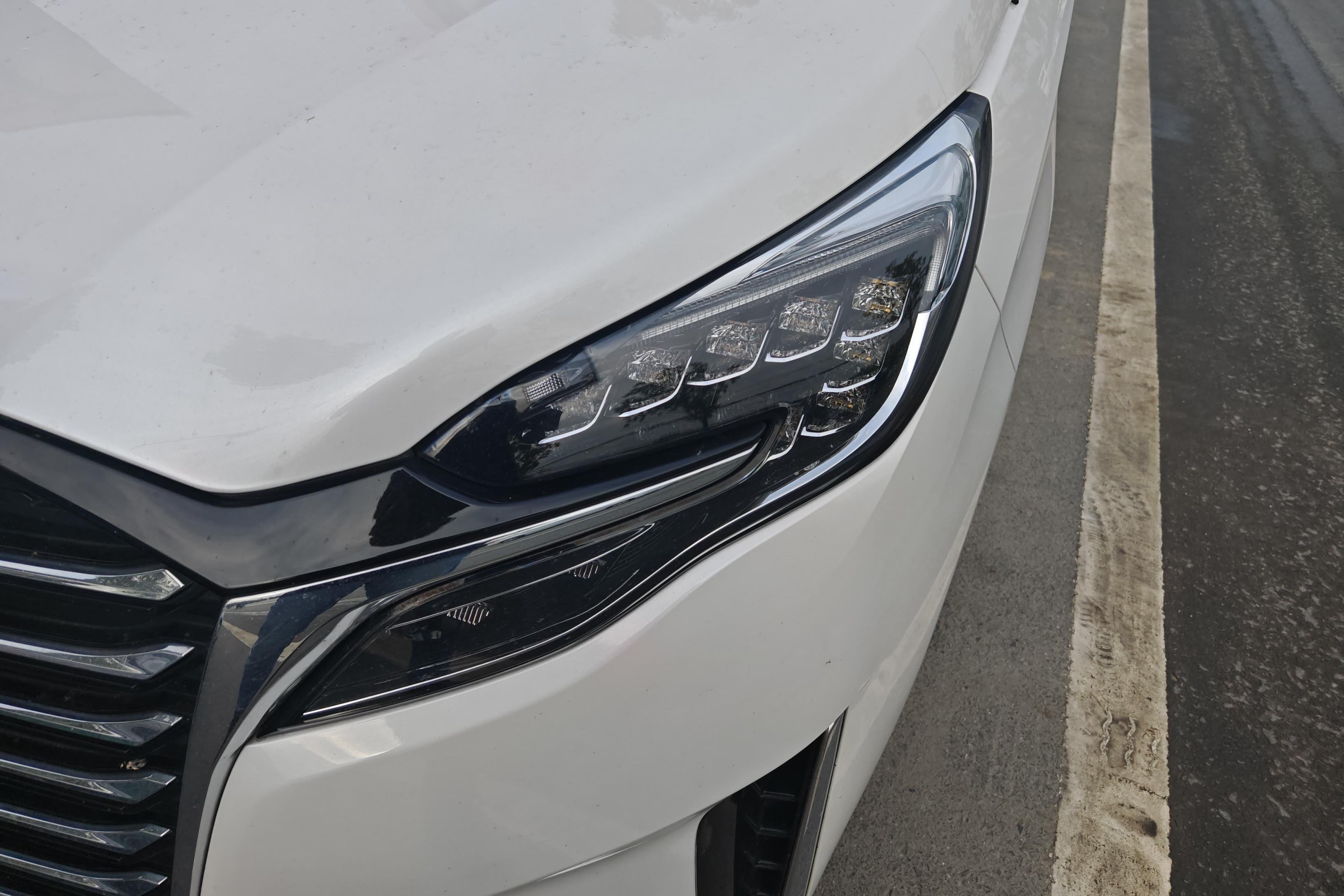 别克GL8 2023款 2.0T 自动 7座 653T尊享型 (国Ⅵ) 