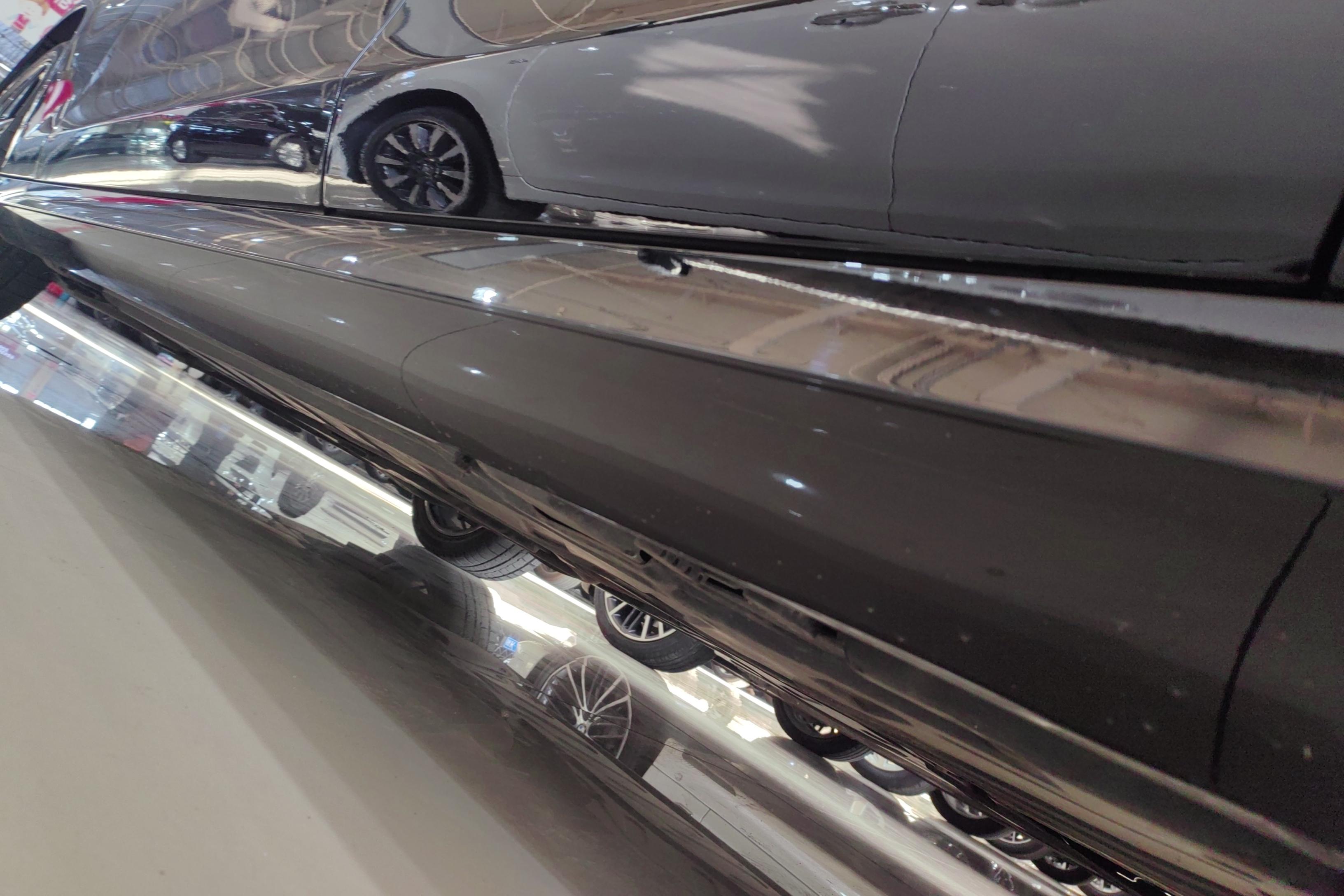 奔驰E级 E260 [进口] 2021款 2.0T 自动 汽油 改款时尚型运动版 