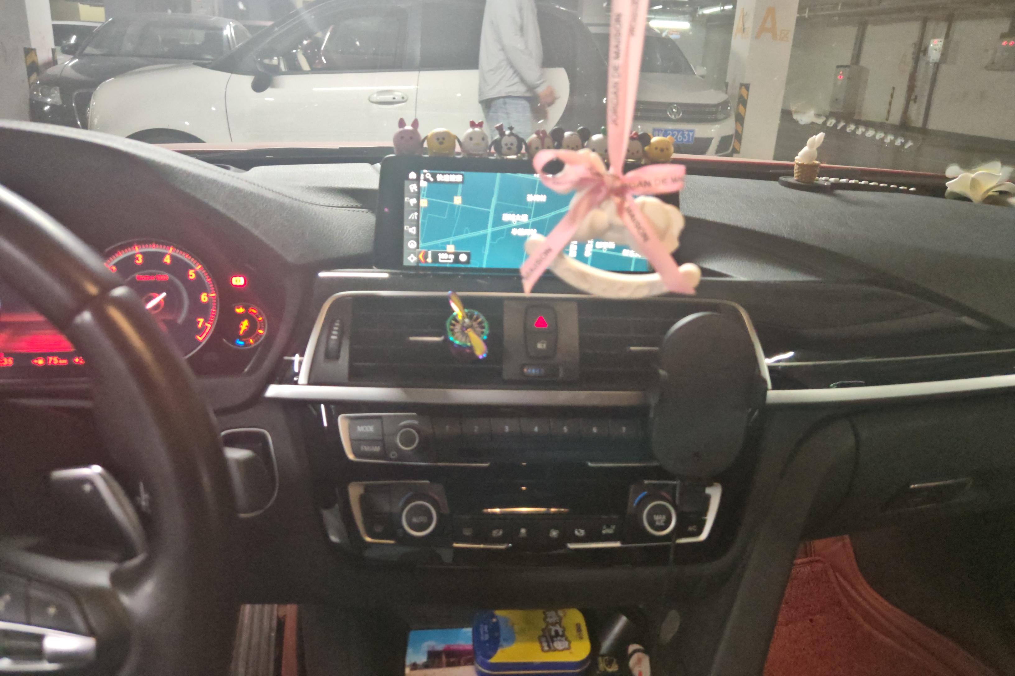 宝马3系 320Li 2018款 2.0T 自动 汽油 M运动曜夜版 (国Ⅴ) 