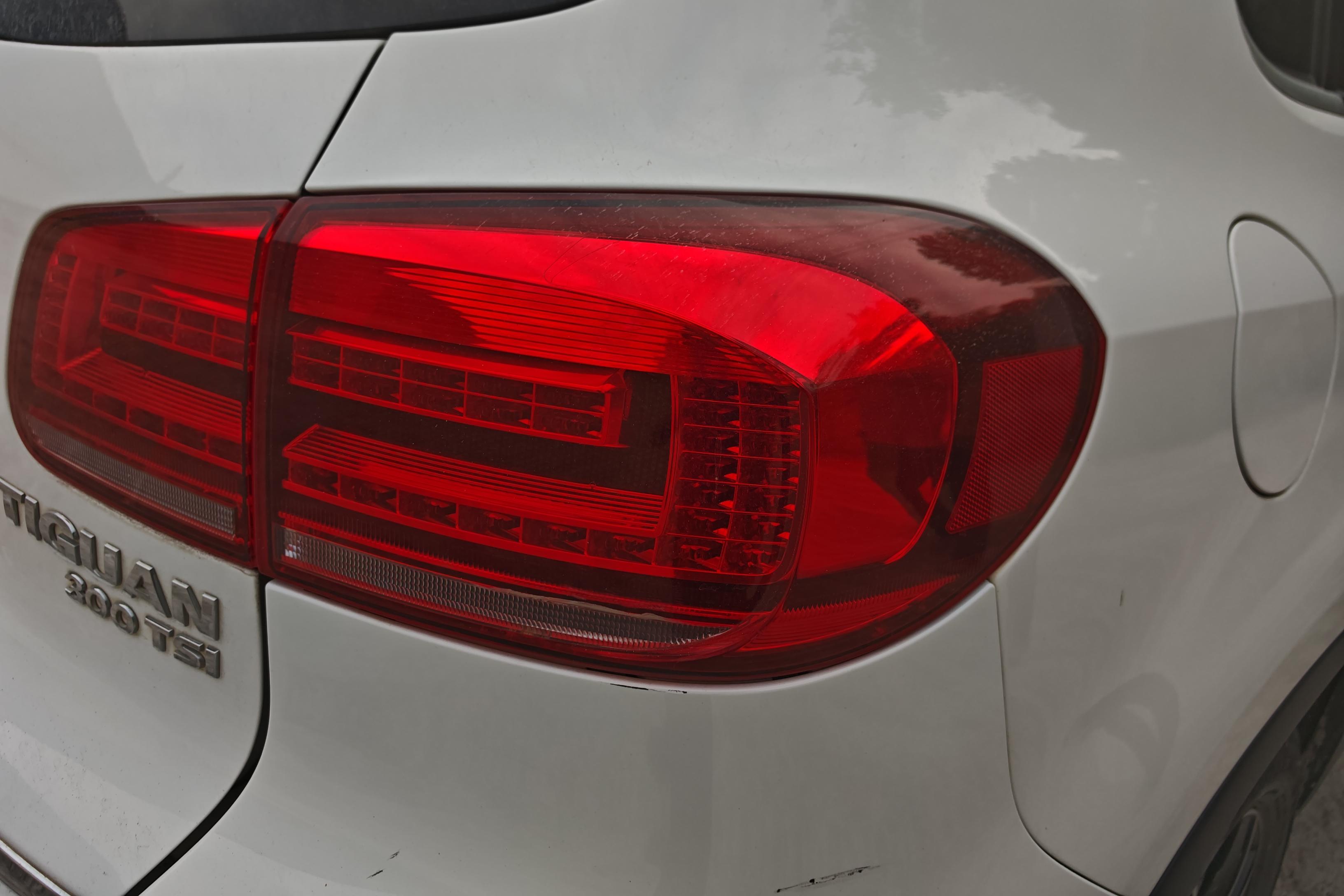大众途观 2016款 1.8T 自动 四驱 300TSI豪华版 (国Ⅴ) 