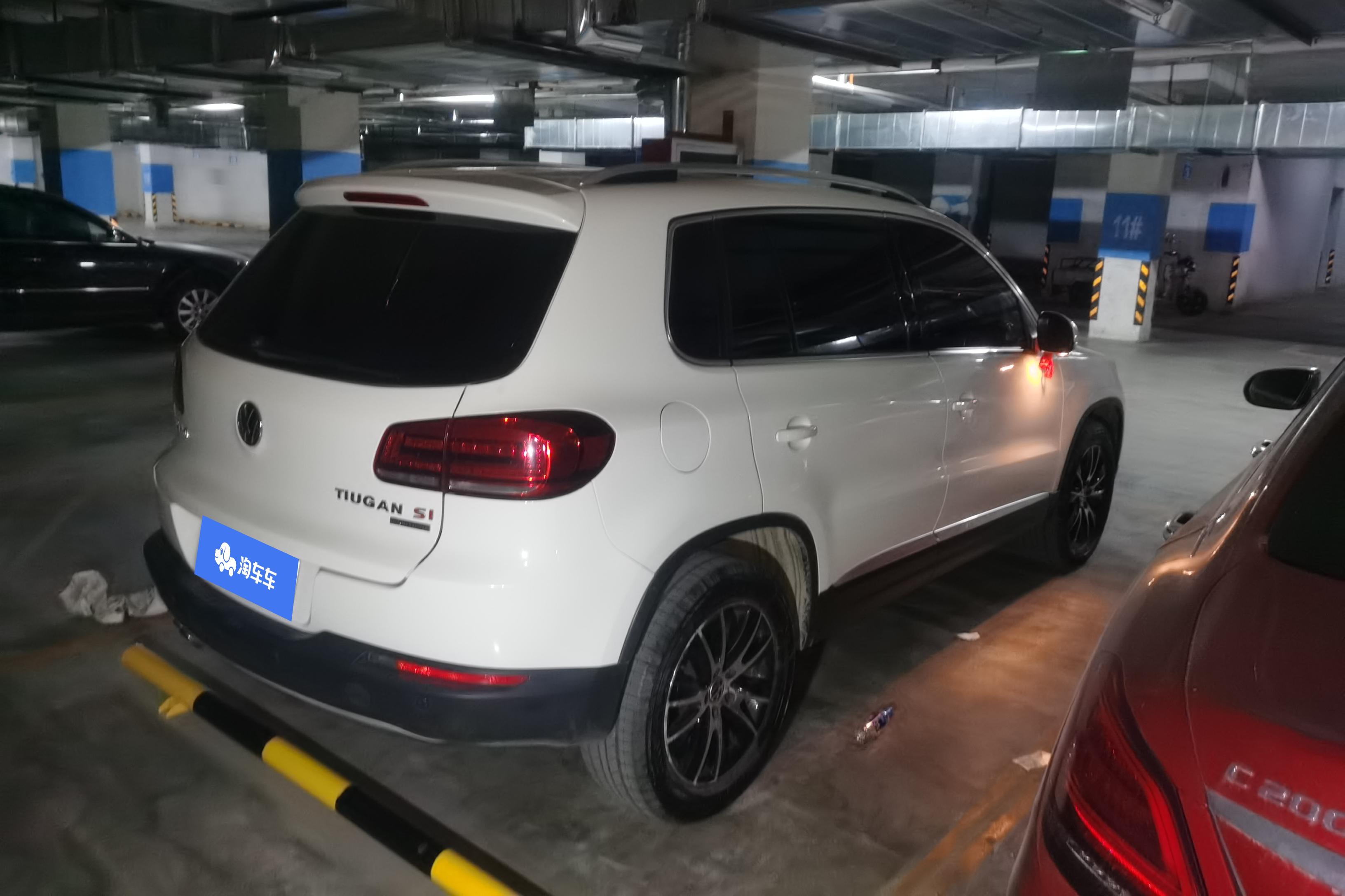 大众途观 2015款 1.8T 自动 四驱 豪华版 (国Ⅴ) 