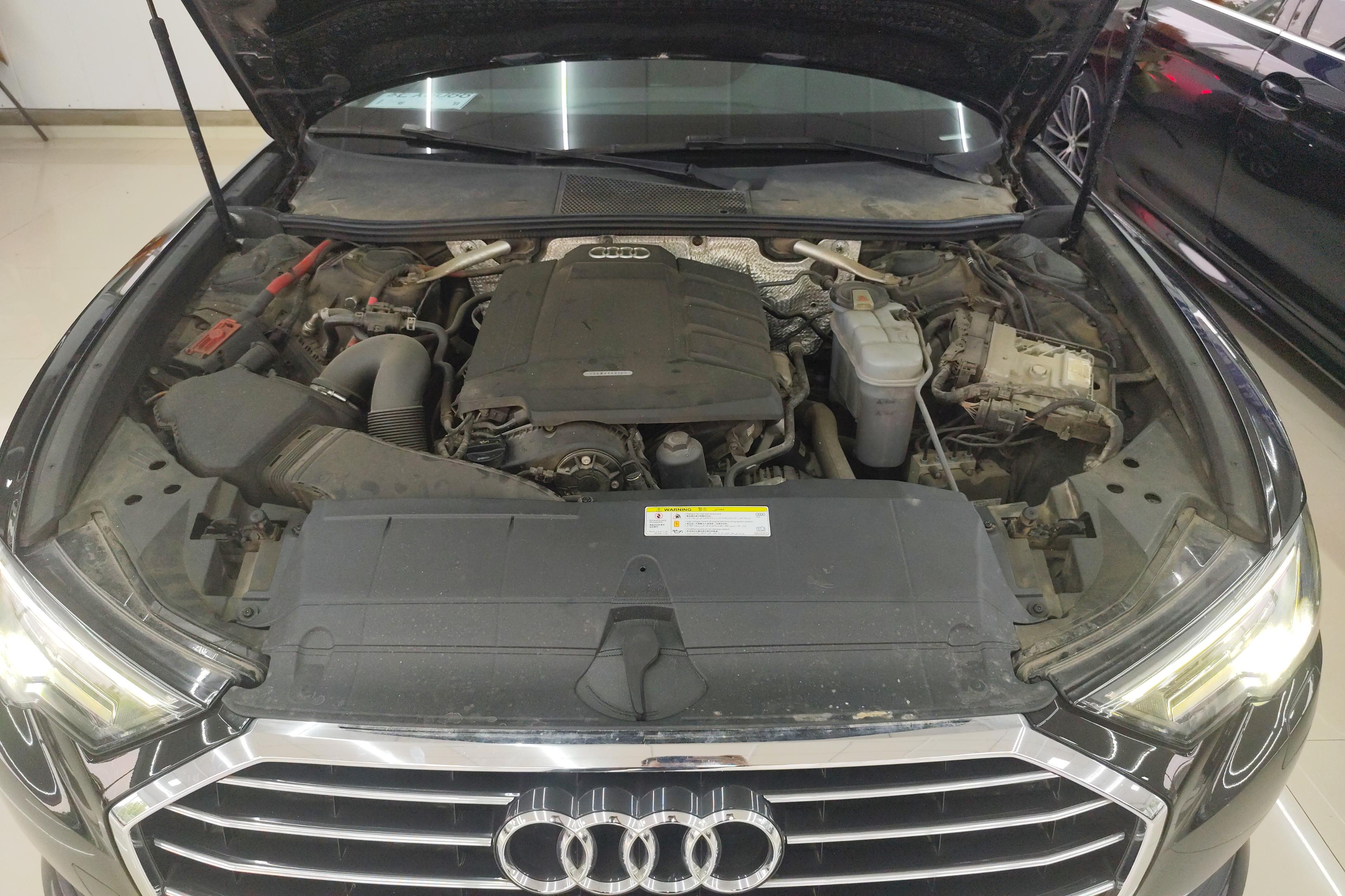 奥迪A6L 40TFSI 2019款 2.0T 自动 豪华致雅型 (国Ⅵ) 