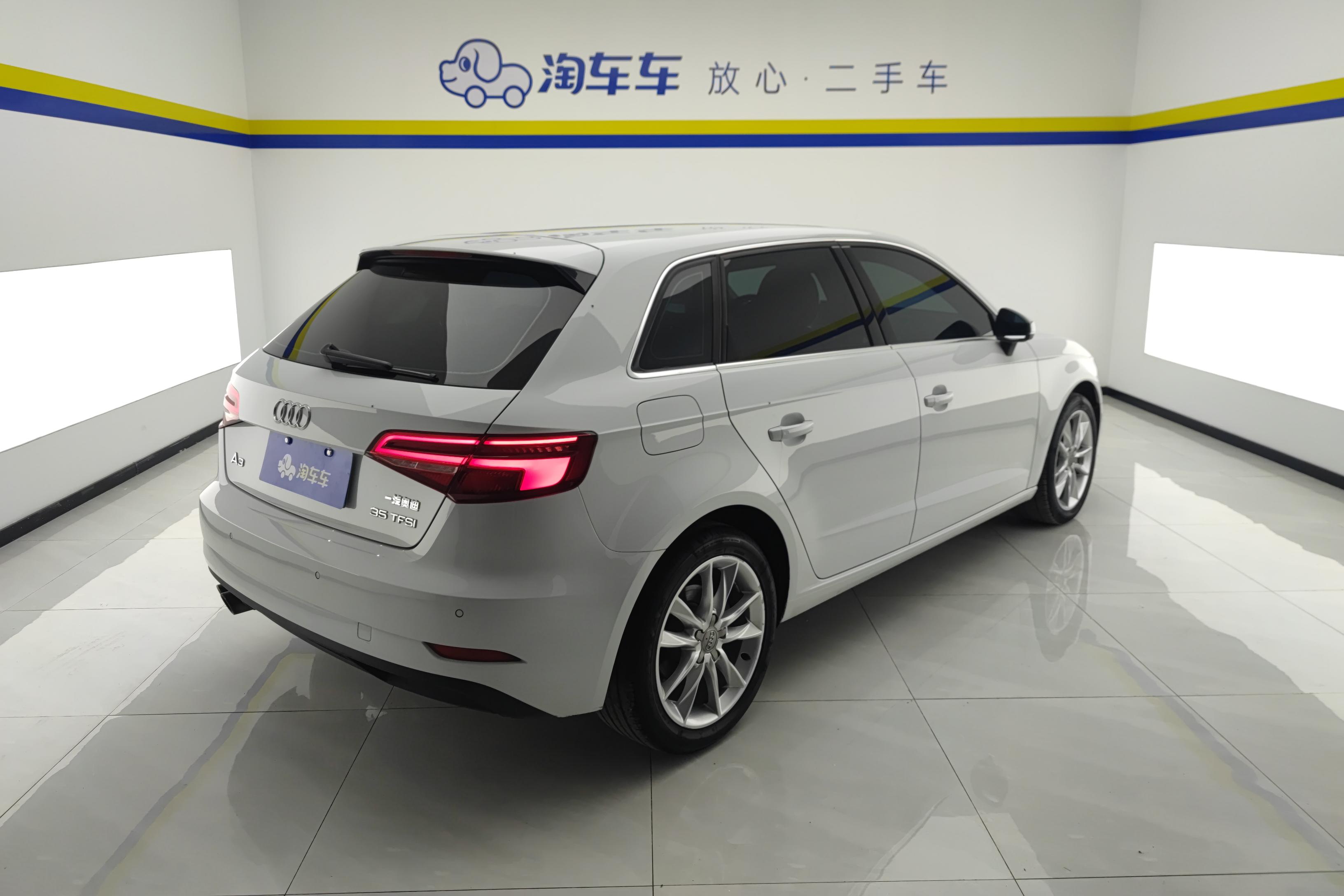 奥迪A3 35TFSI 2017款 1.4T 自动 汽油 进取型Sportback (国Ⅴ) 