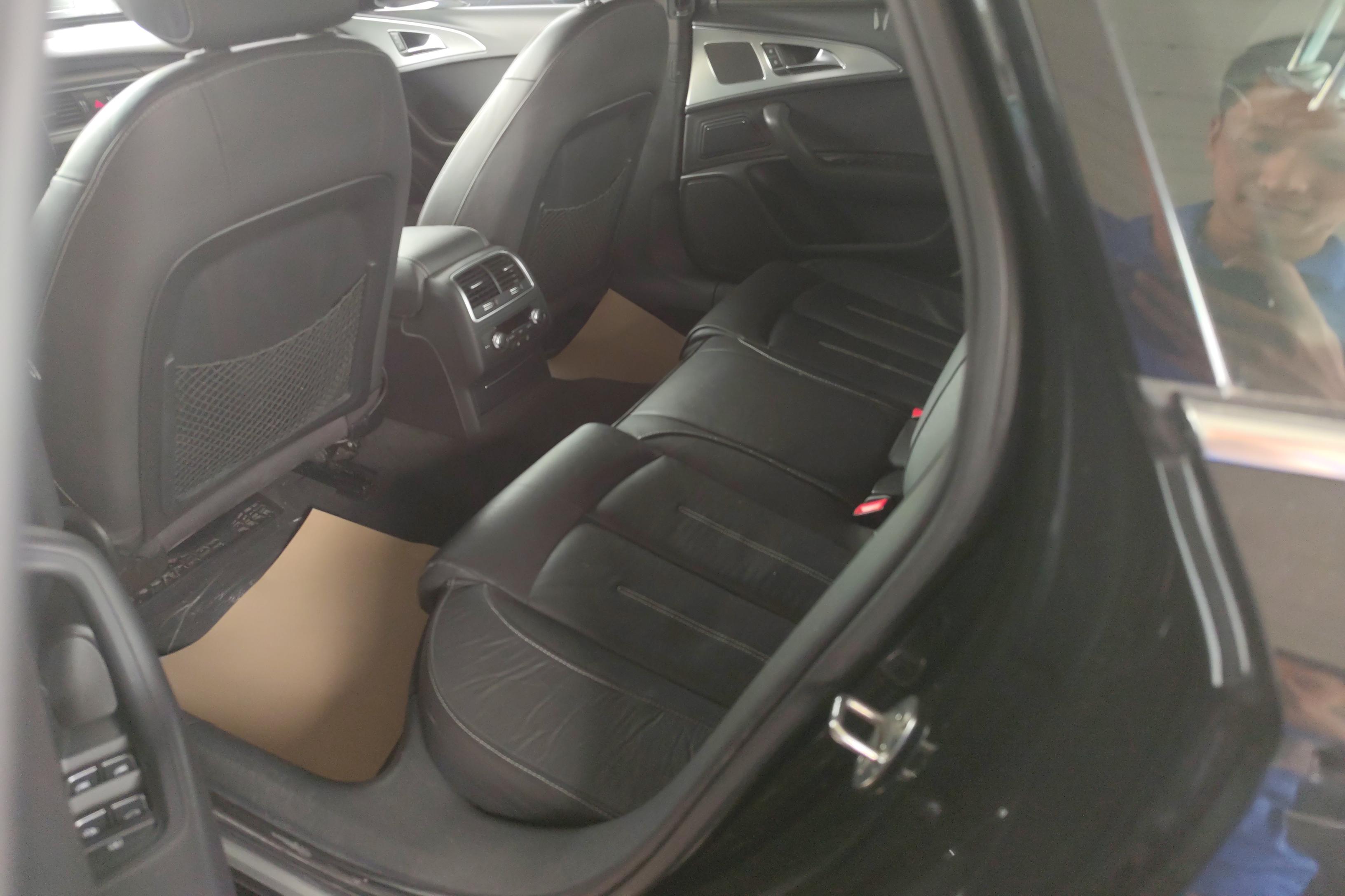 奥迪A6L 45TFSI 2018款 3.0T 自动 运动型30周年纪念版 (国Ⅴ) 