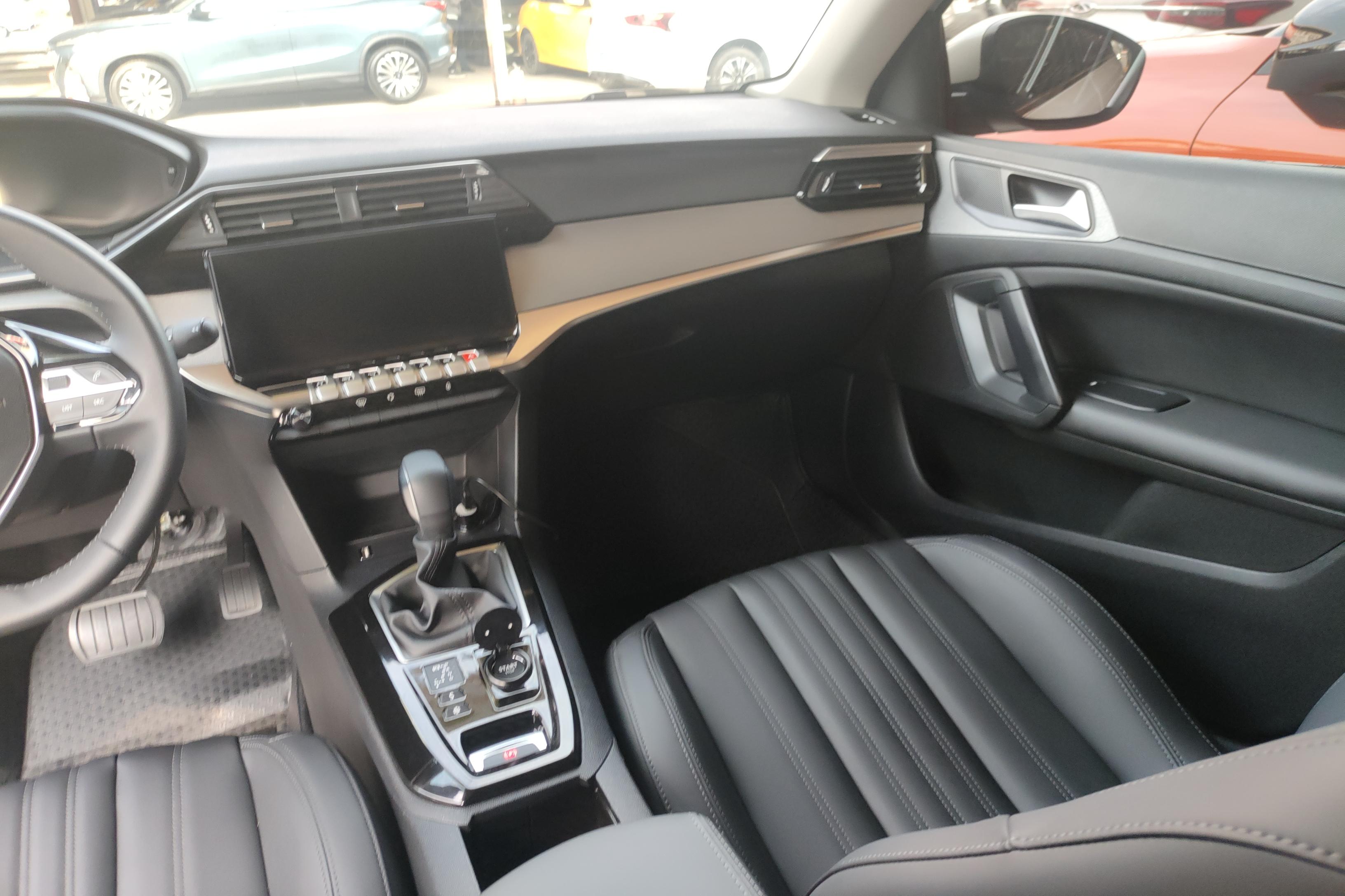 标致408 2022款 1.6T 自动 逐梦版 (国Ⅵ) 