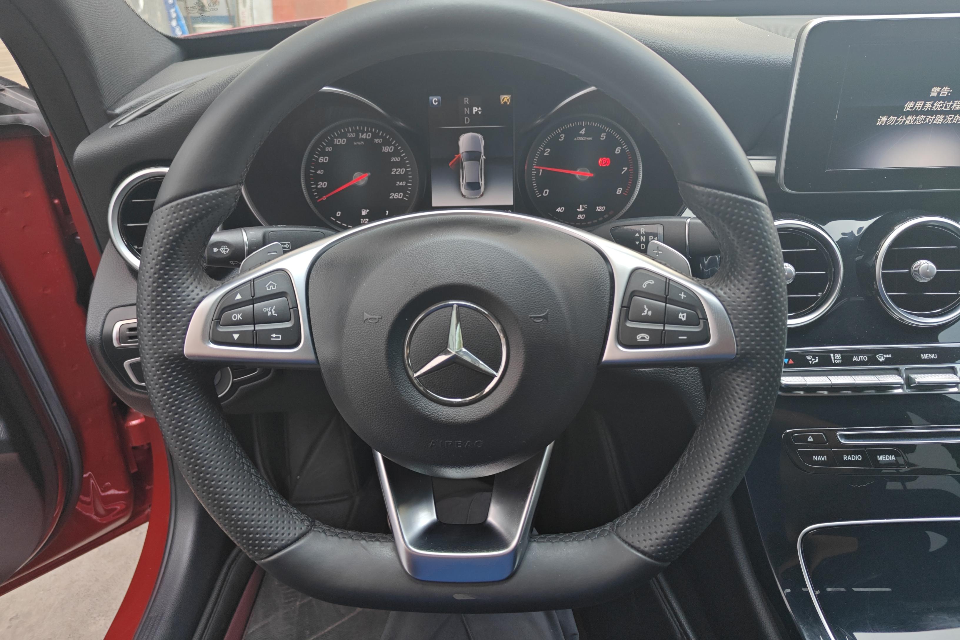 奔驰C级 C200 2018款 2.0T 自动 运动版 (国Ⅴ) 