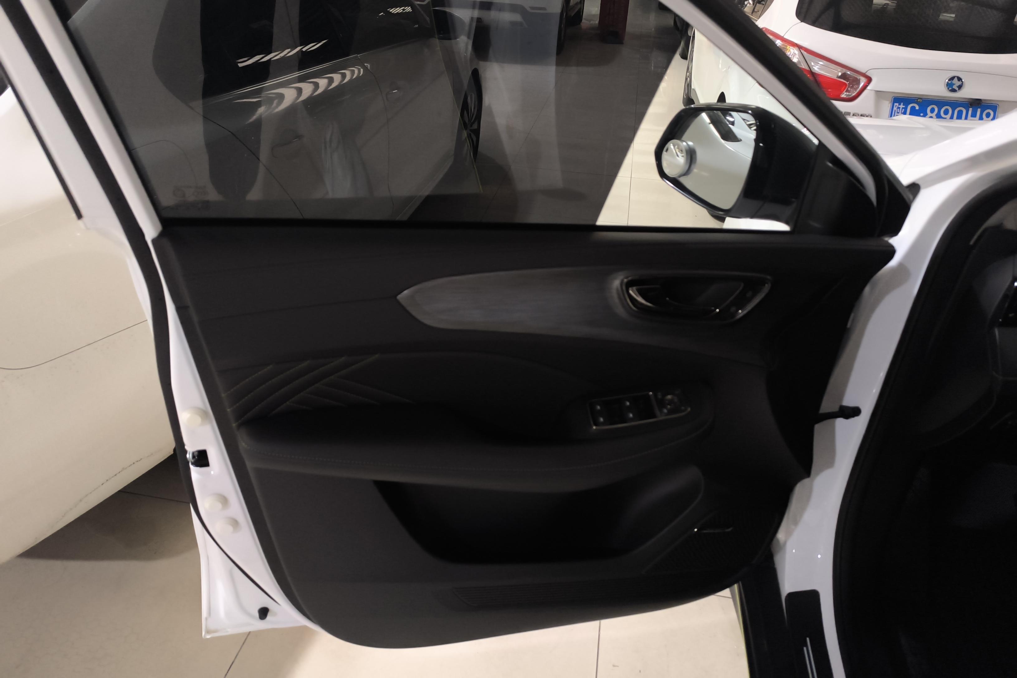 荣威RX5 PLUS 2021款 1.5T 自动 国潮智臻版 (国Ⅵ) 