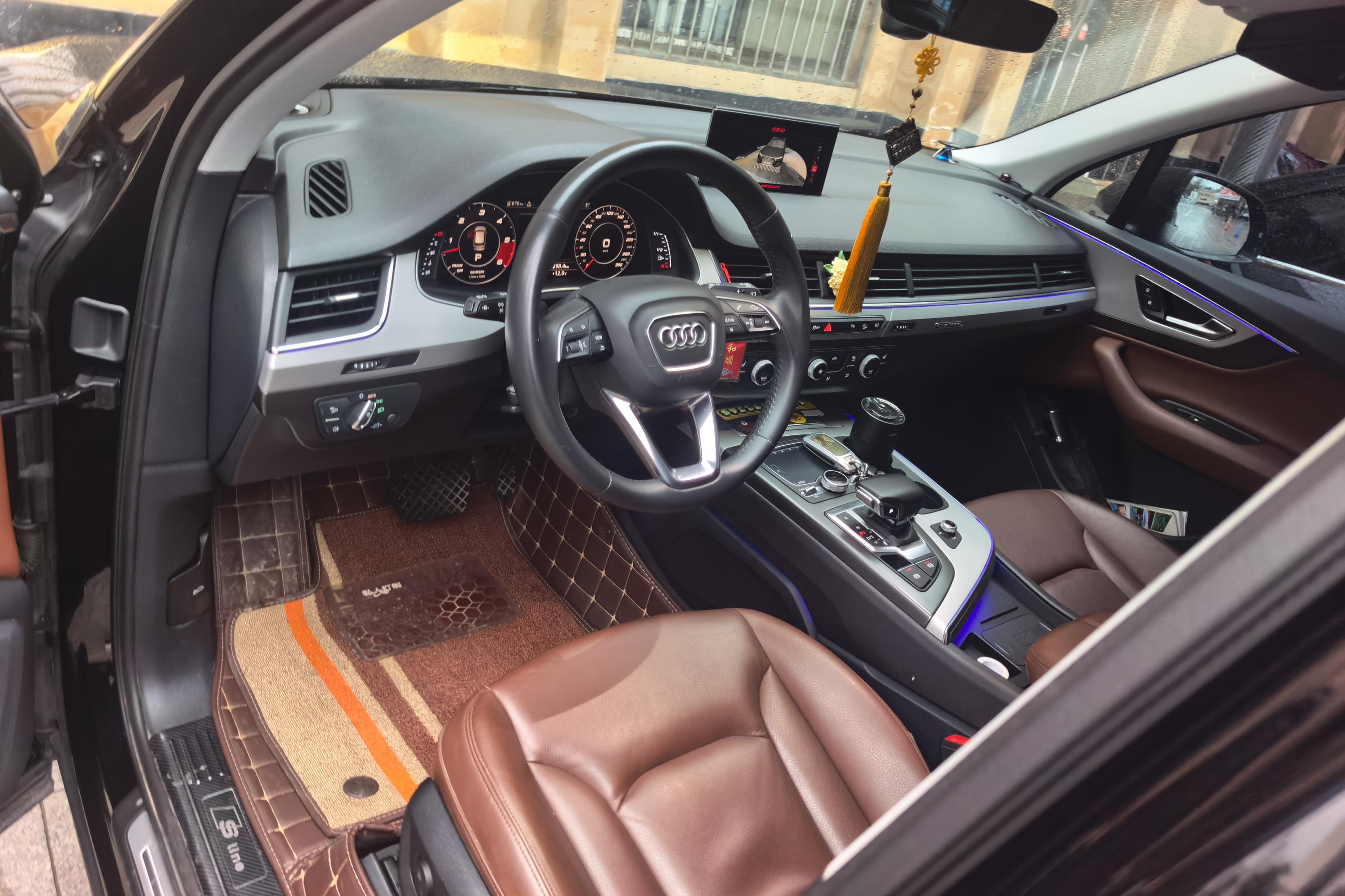 奥迪Q7 45 [进口] 2019款 2.0T 自动 舒适型 