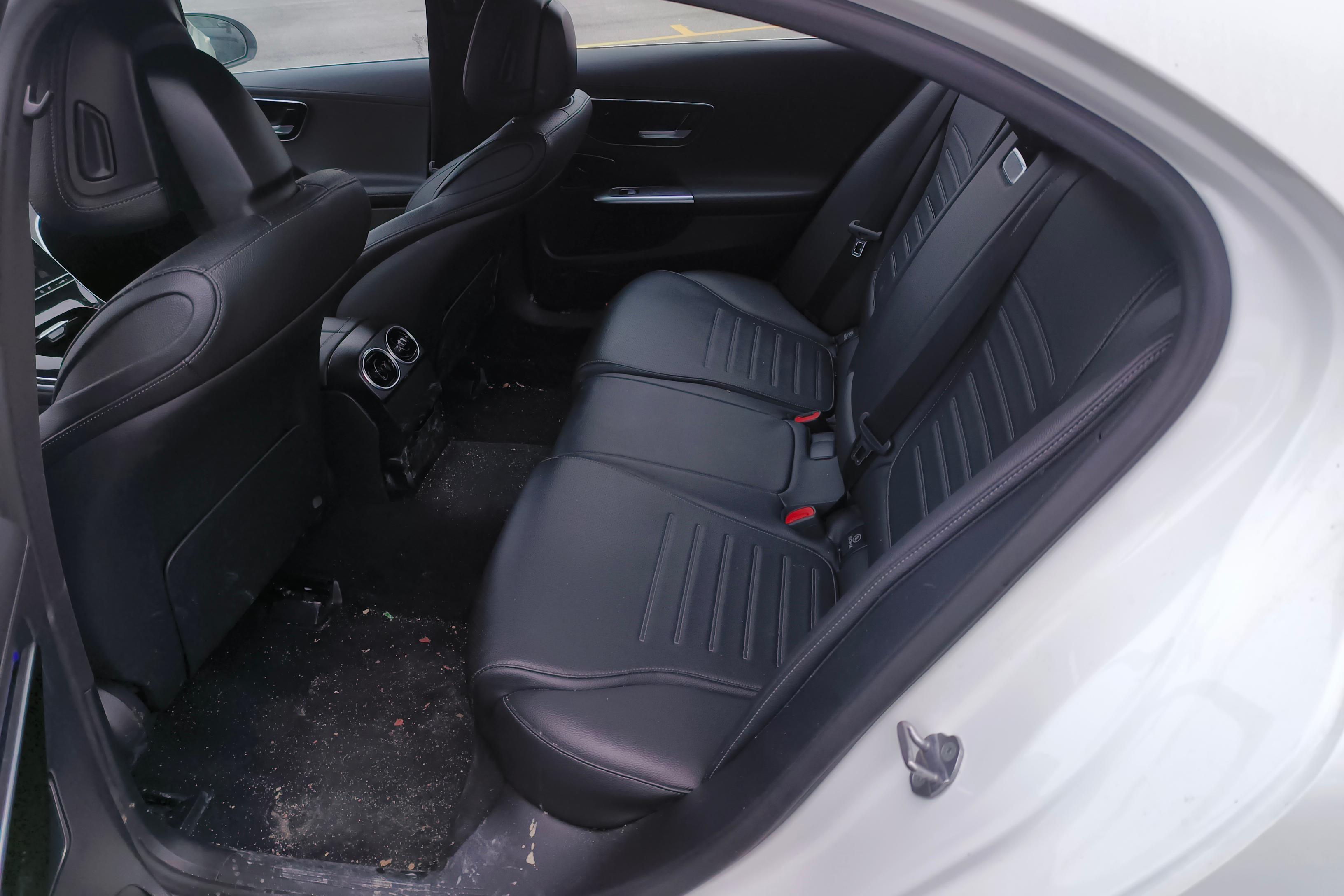 奔驰C级 C200L 2022款 1.5T 自动 运动版 (国Ⅵ) 